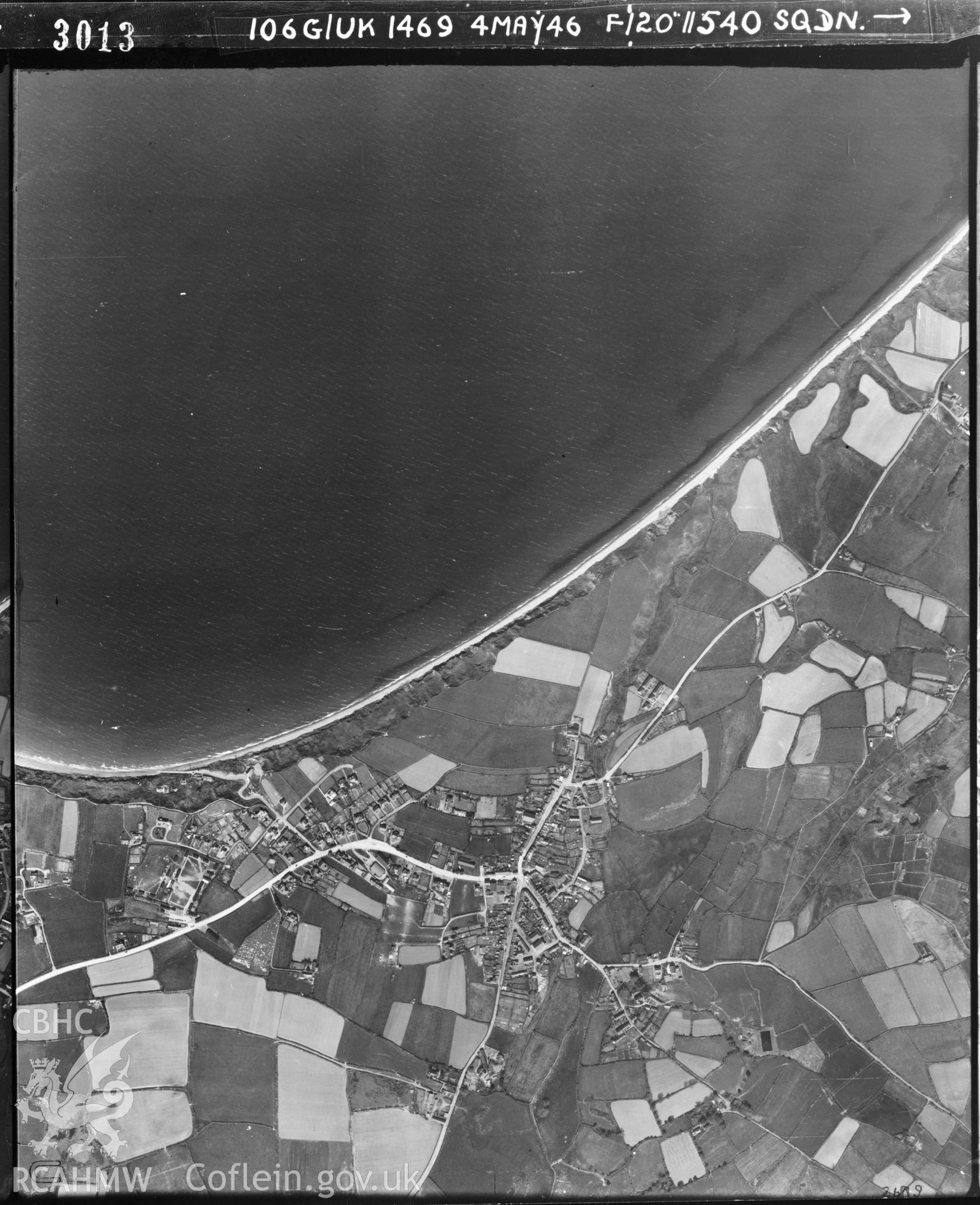 Black and white vertical aerial photograph taken by the RAF on 04/05/1946 centred on SH30484107 at a scale of 1:10000. The photograph includes part of Nefyn community in Gwynedd.