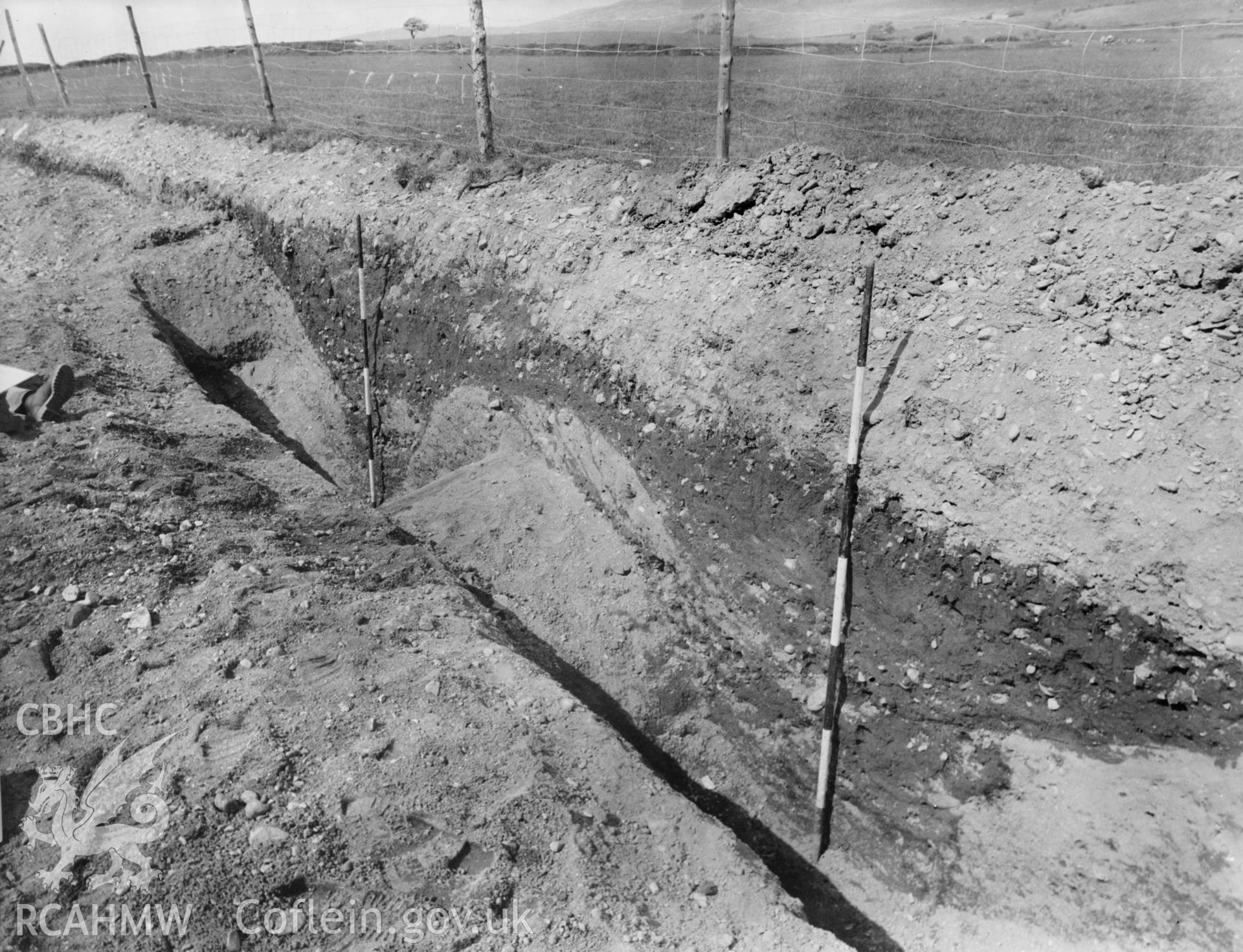 View of ovens at the excavation works at the Roman Fort and Fortlet at Penllystyn, Bryncir Quarry.