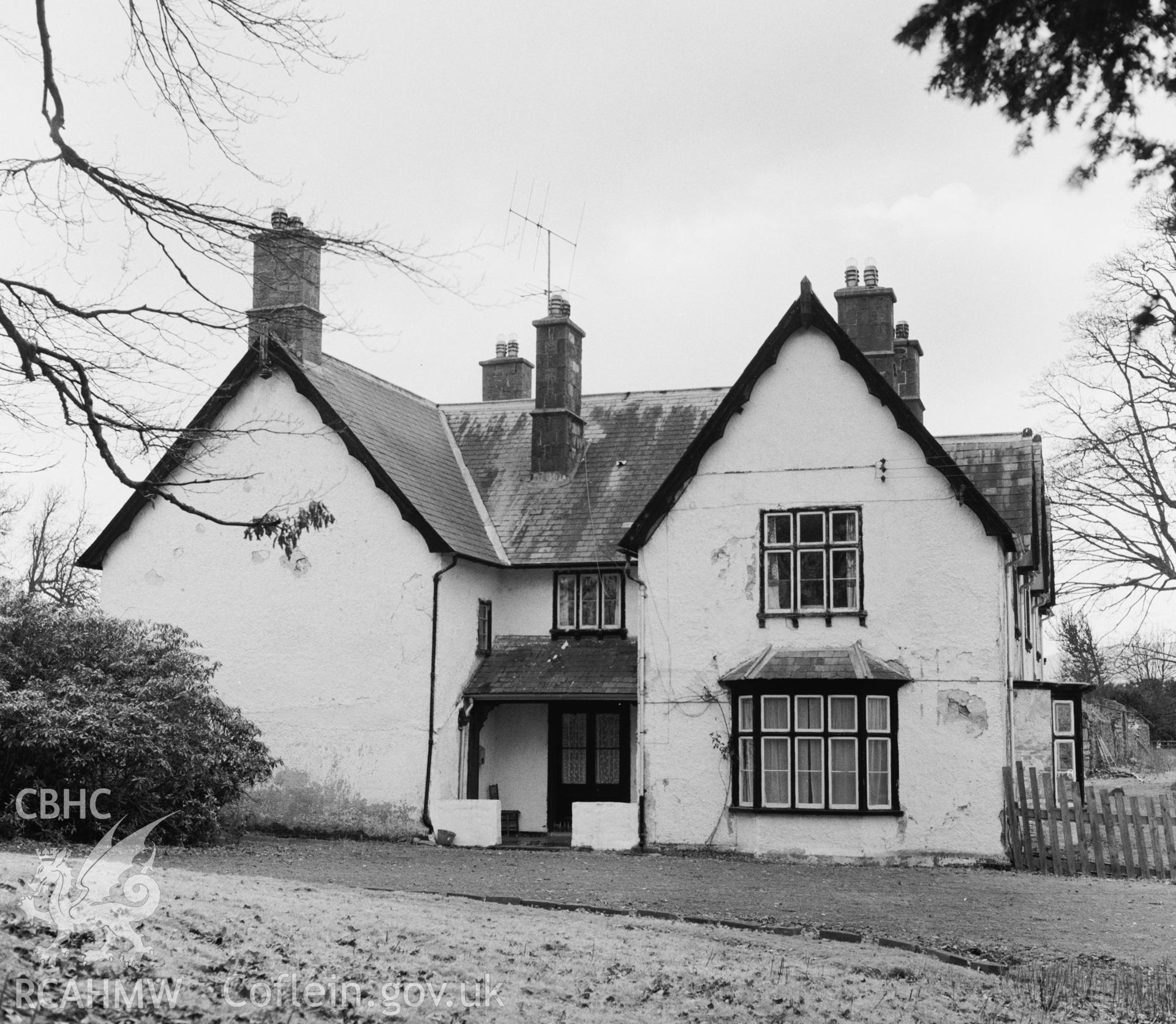 House, exterior view