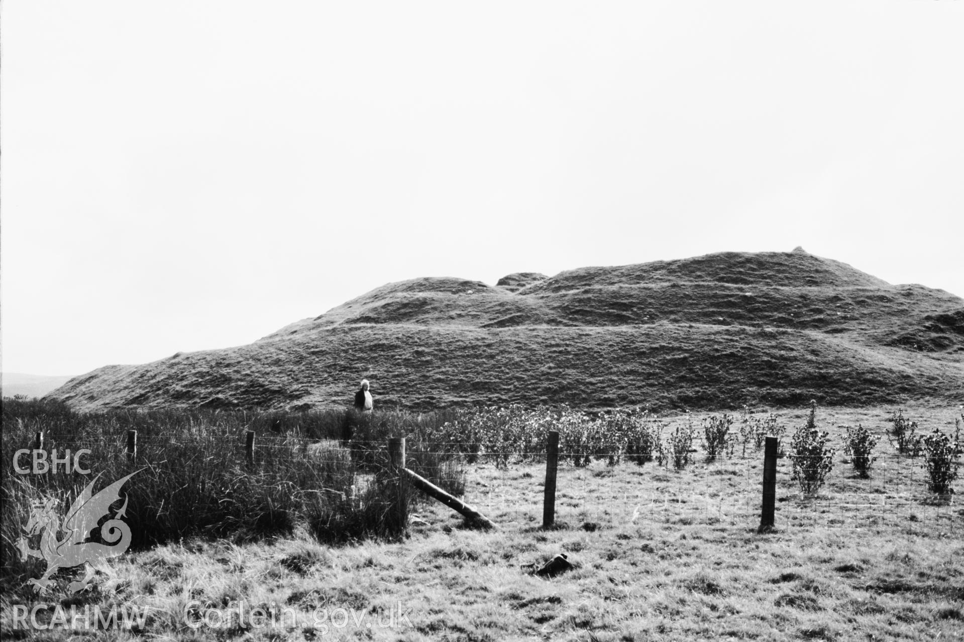 Pen y Bannau, close view of main triple entrance facade of fort, with figure for scale