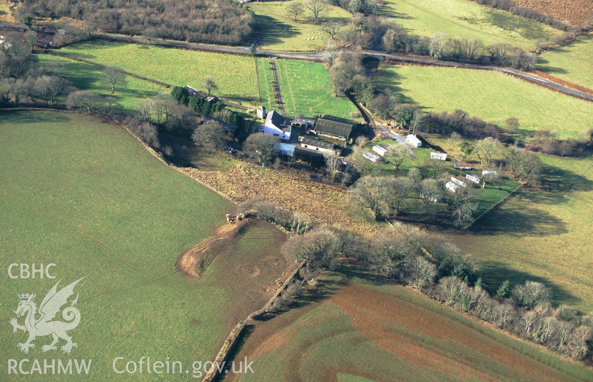 RCAHMW colour slide oblique aerial photograph of Llandre Gaer;  Y Gaer, Egremont, Clynderwen, taken by C.R.Musson on the 07/02/1997