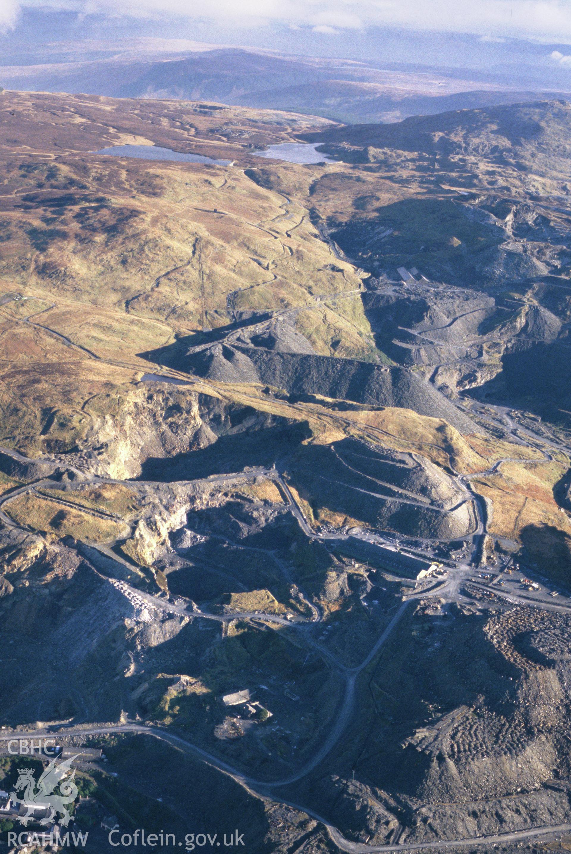 Slide of RCAHMW colour oblique aerial photograph of Blaenau Ffestiniog, taken by T.G. Driver, 17/12/2001.