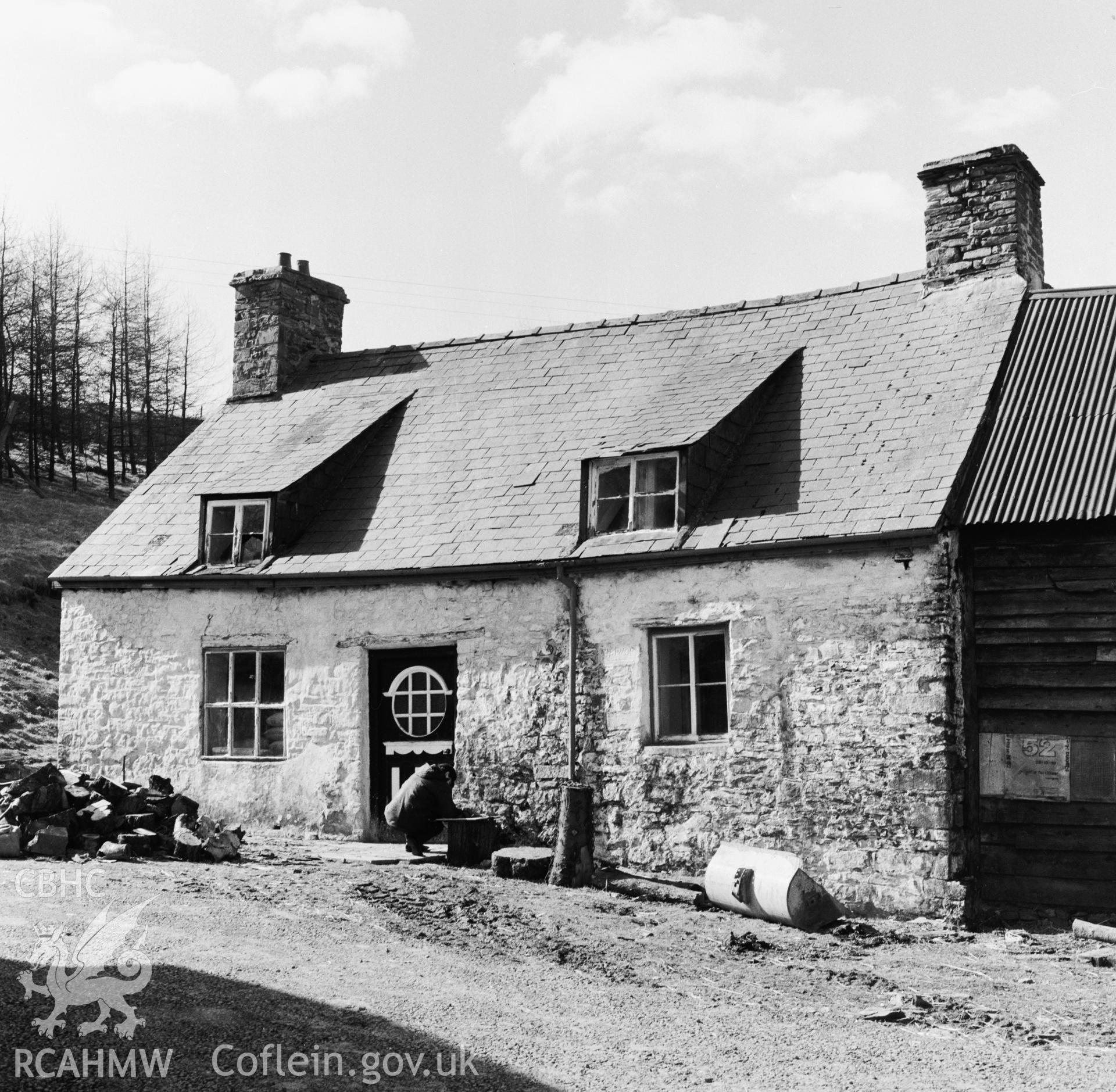 Farmhouse, exterior view