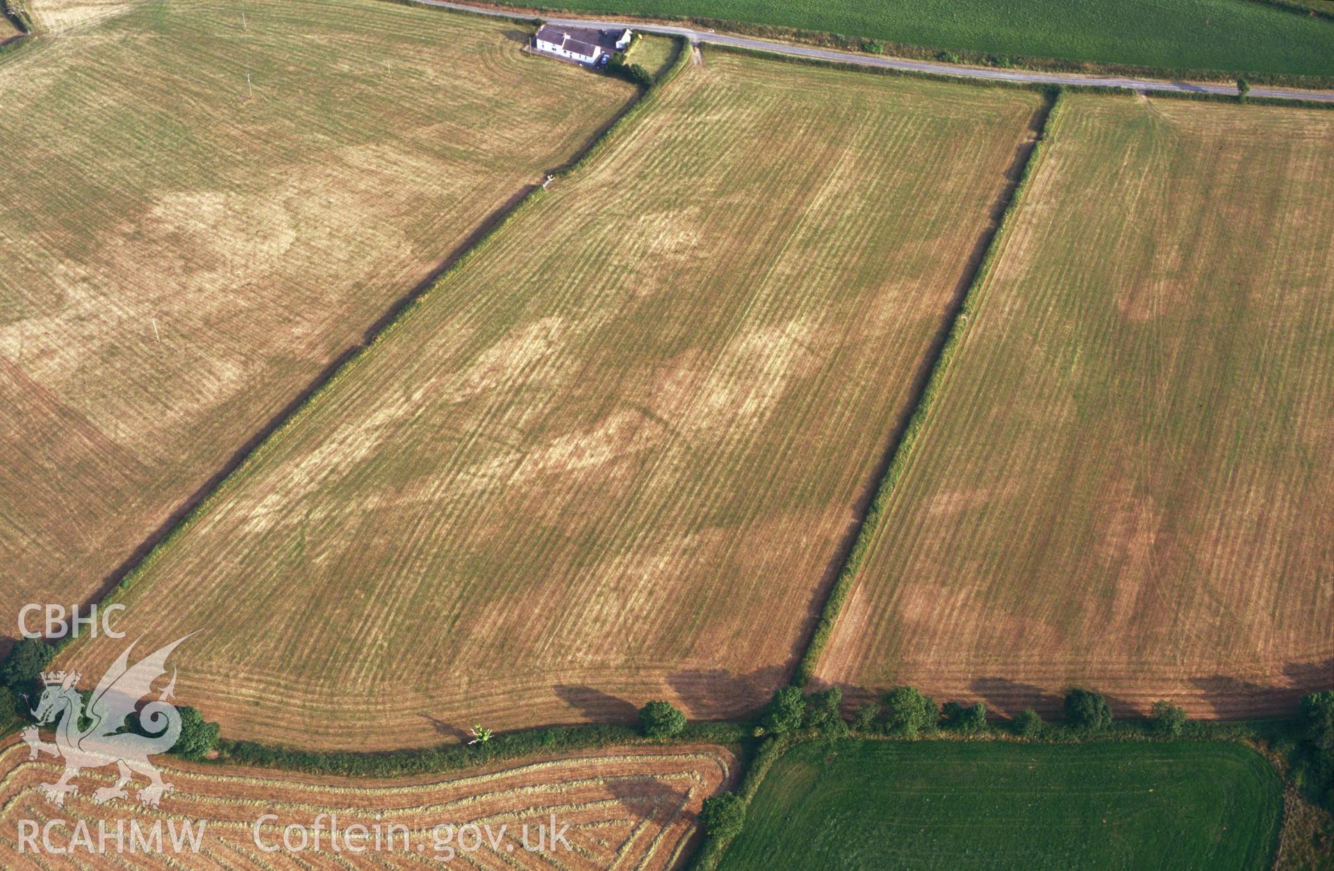 RCAHMW colour slide aerial photograph of Pengelli Fach. Taken by C R Musson on 08/07/1995