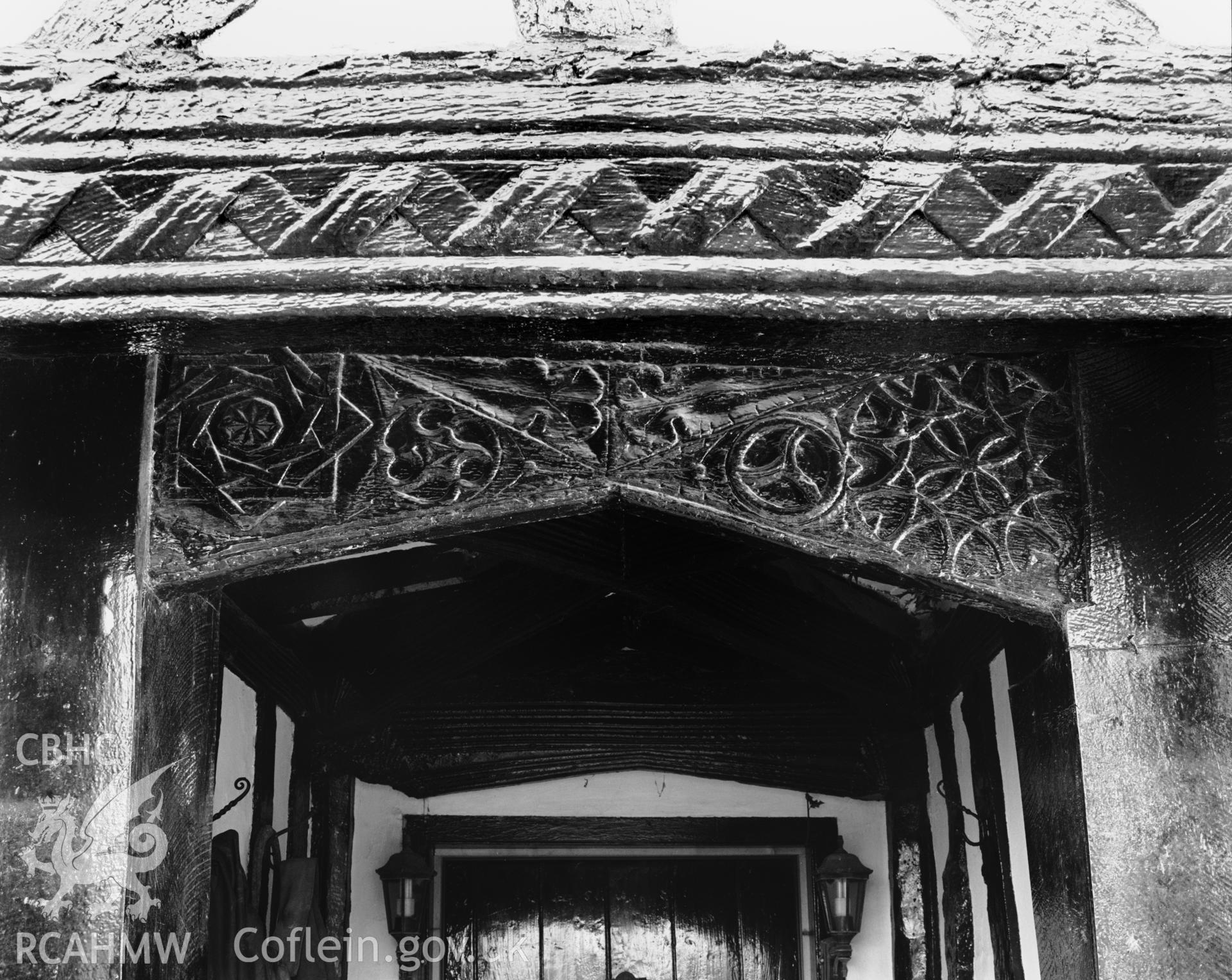 Farmhouse, detail of porch head