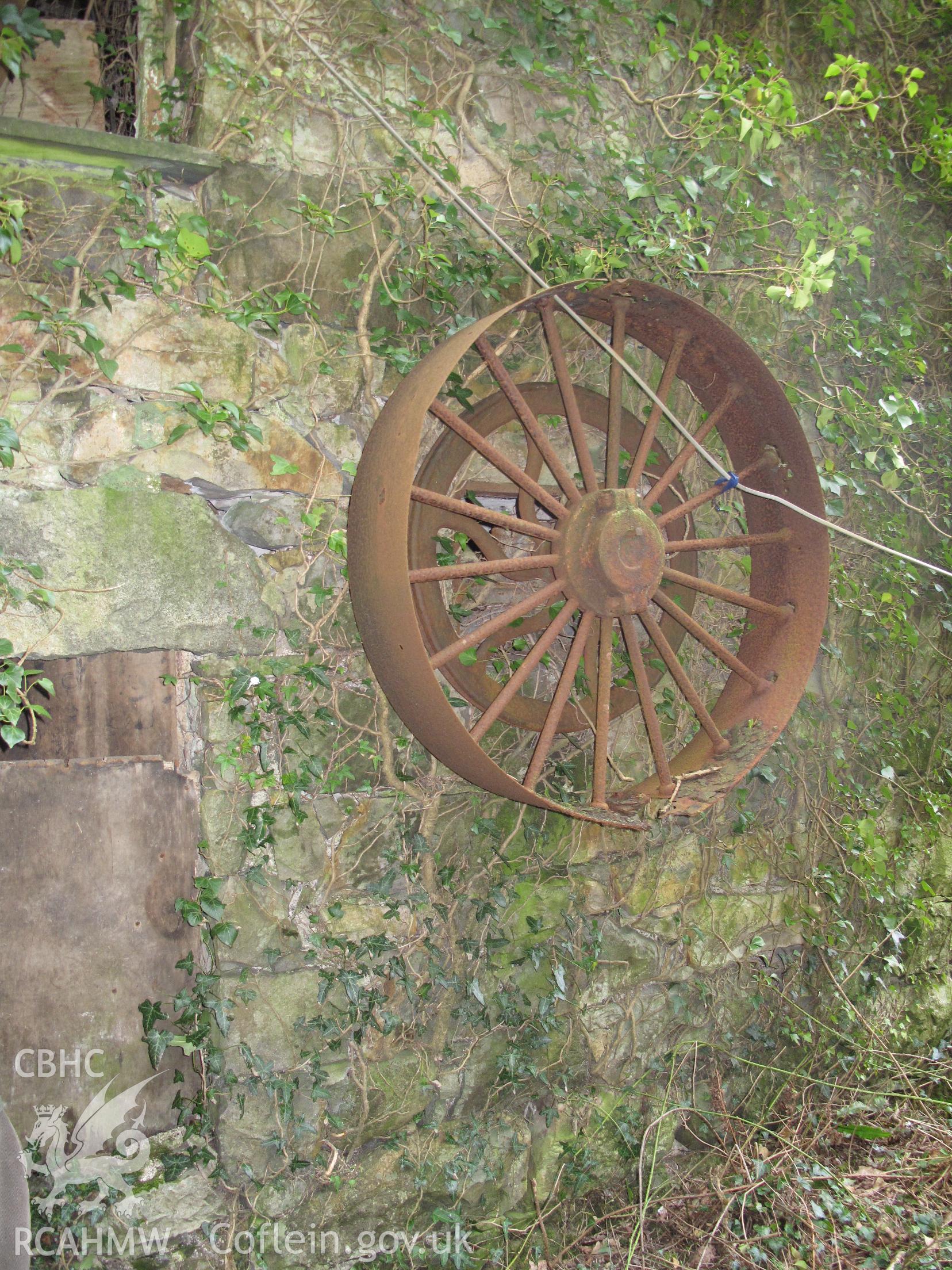 Detail of external belt pulley at Melin Horon, taken by Brian Malaws on 13 March 2010.