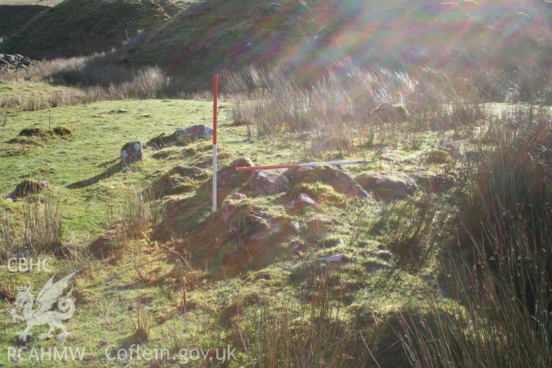 Possible remains of a long hut seen from the north-west; 2x1m scales.