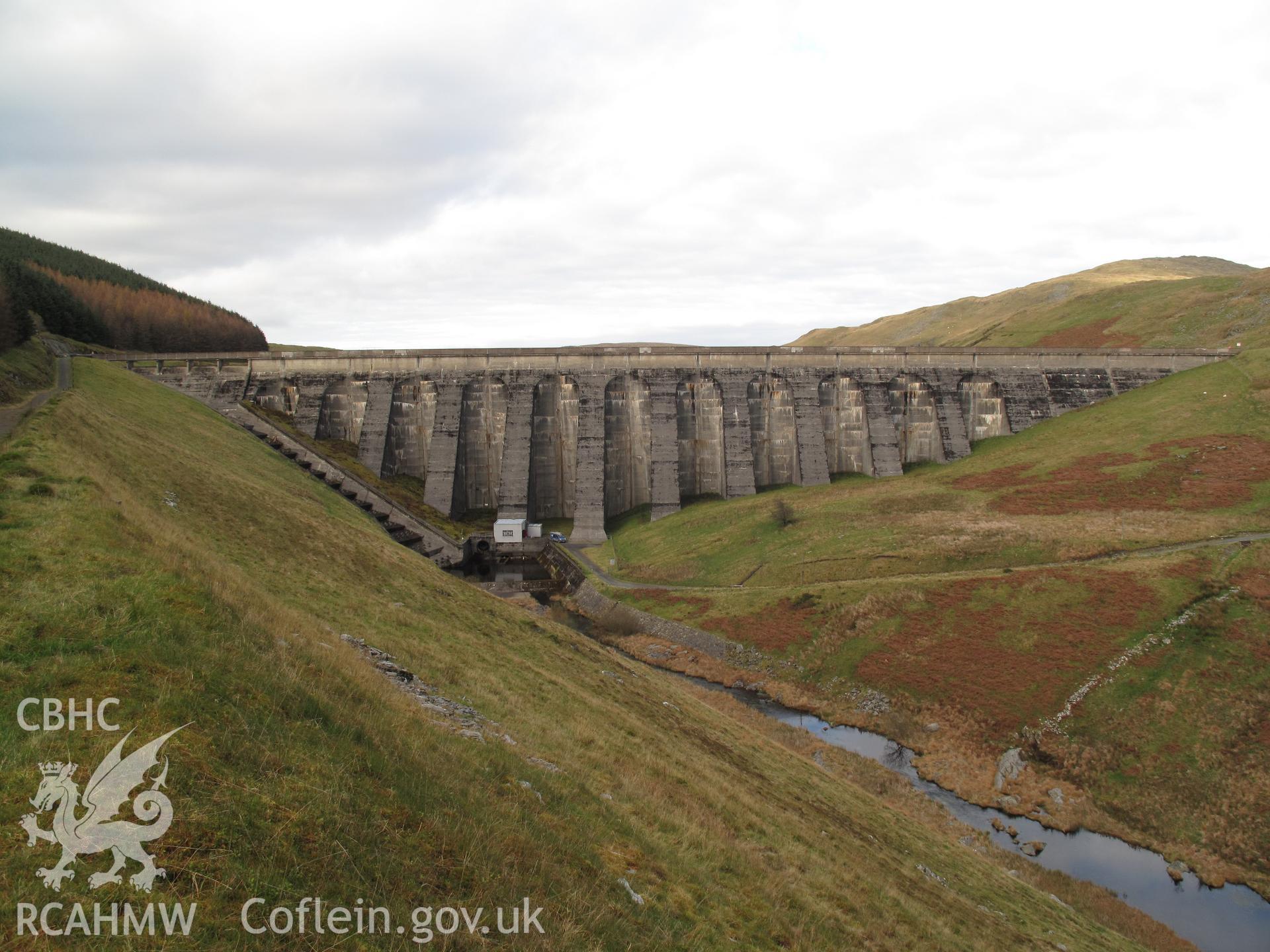 Nant-y-moch dam from the south, taken by Brian Malaws on 10 November 2010.
