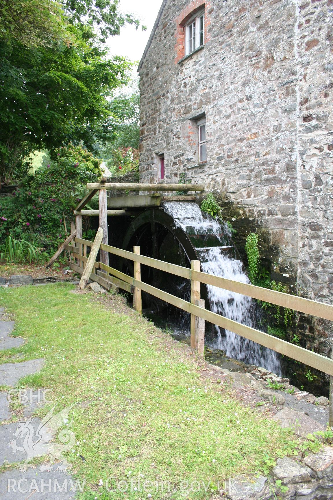 Y Felin, St Dogmaels, from the east, taken by Brian Malaws on 08 June 2006.