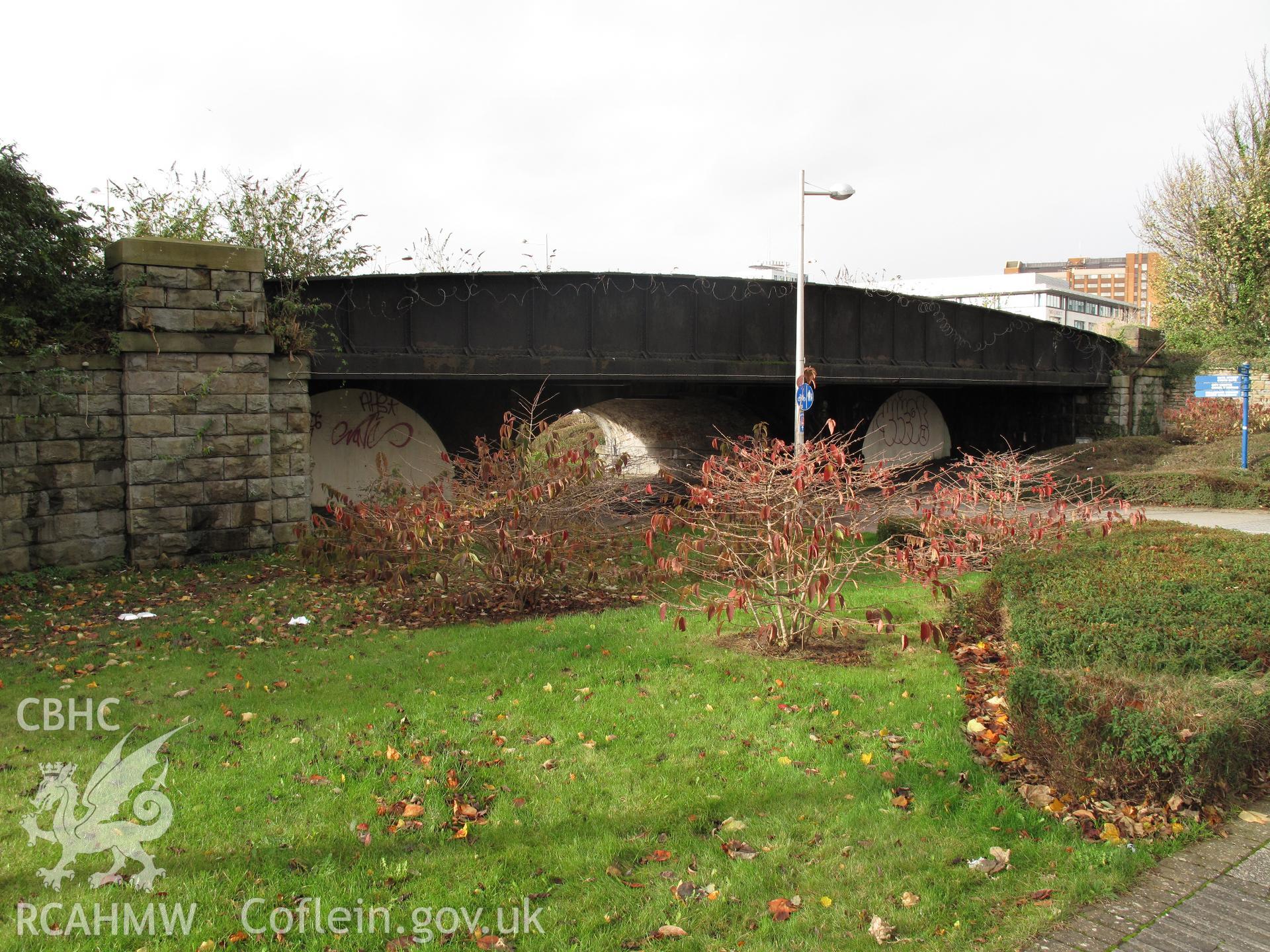 Taff Vale Railway Bridge over the West Junction Canal, Cardiff, from the southeast, taken by Brian Malaws on 16 November 2009.