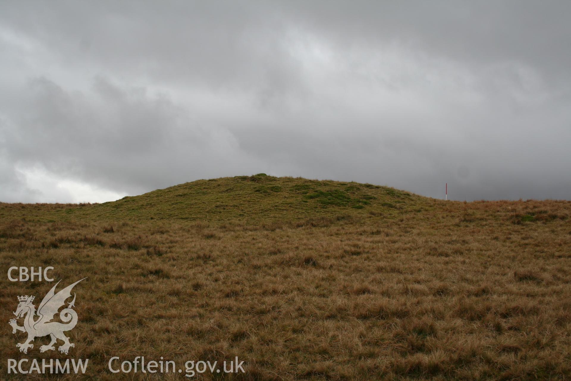 View from the east; 1m scale.