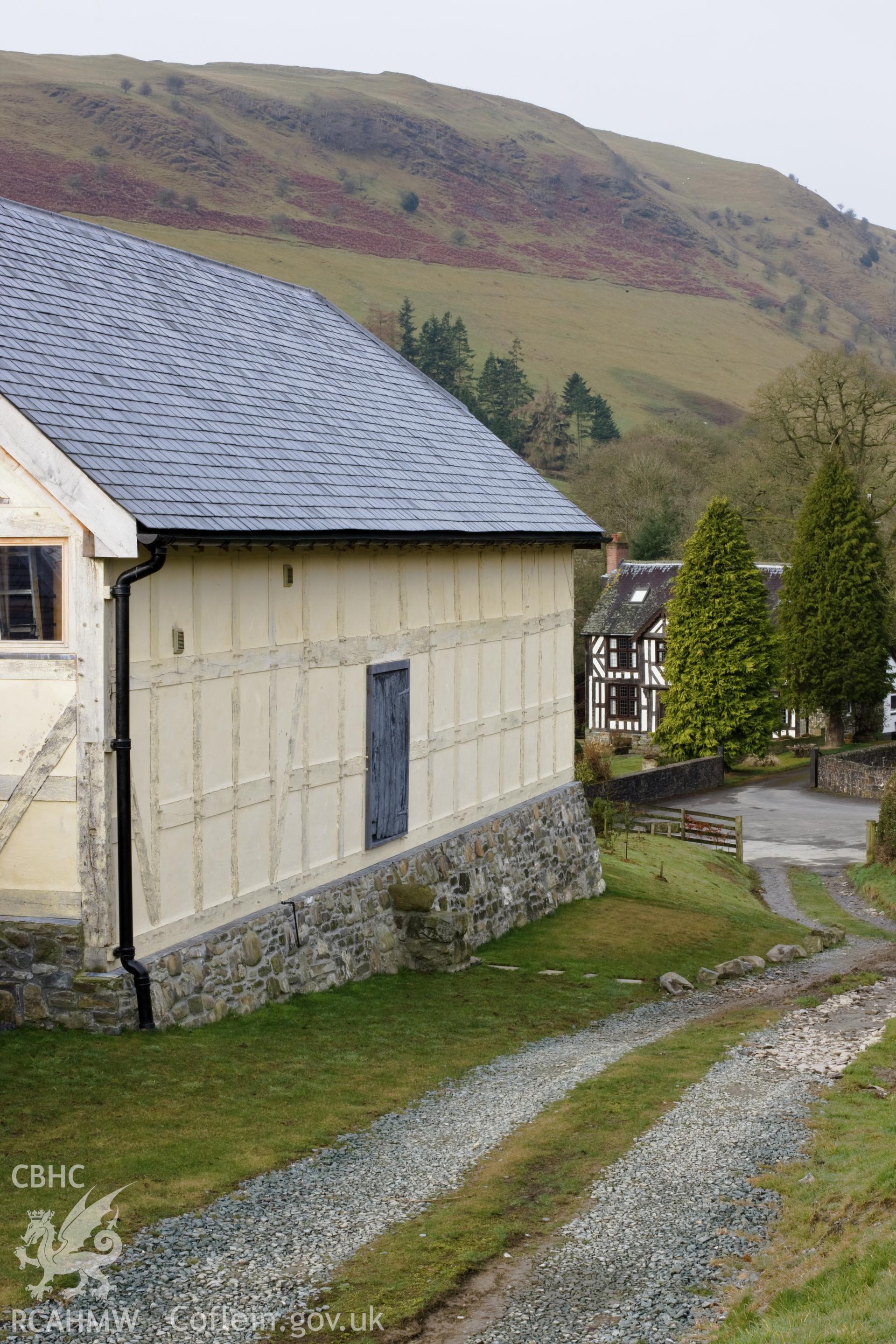 Hall house & later house from the east northeast (vertical).