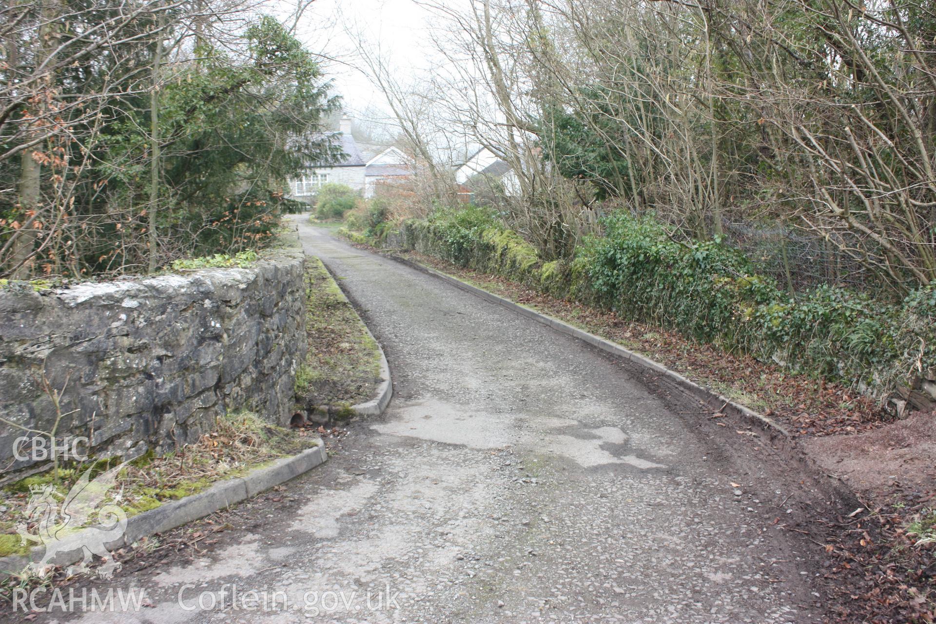 Road at Pen-y-graig, leading from former quarry offices into Froncysyllte village and ultimately to the Telford Road (modern A5).