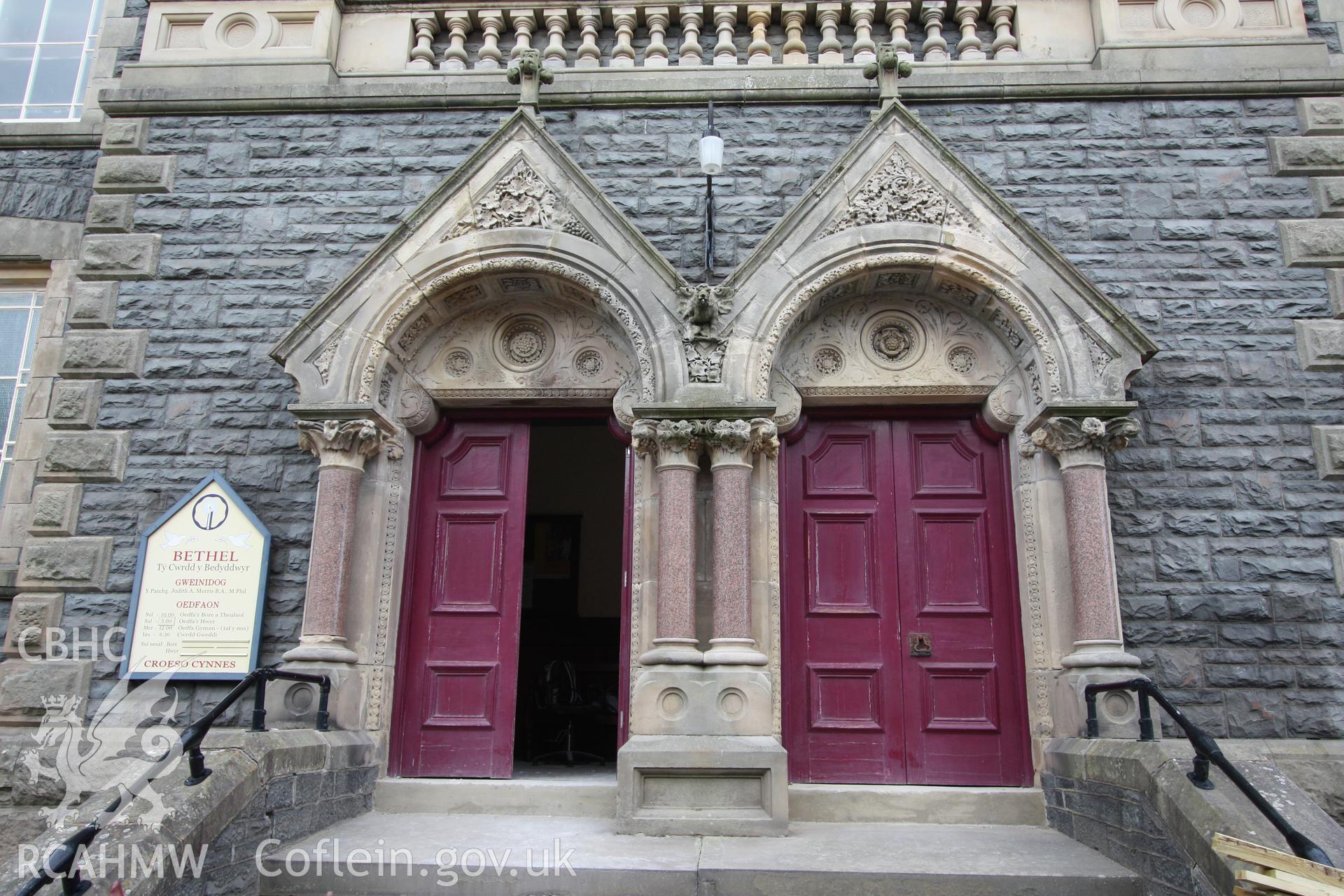 Detail of central doorcases, Bethel Baptist Church, Aberystwyth.