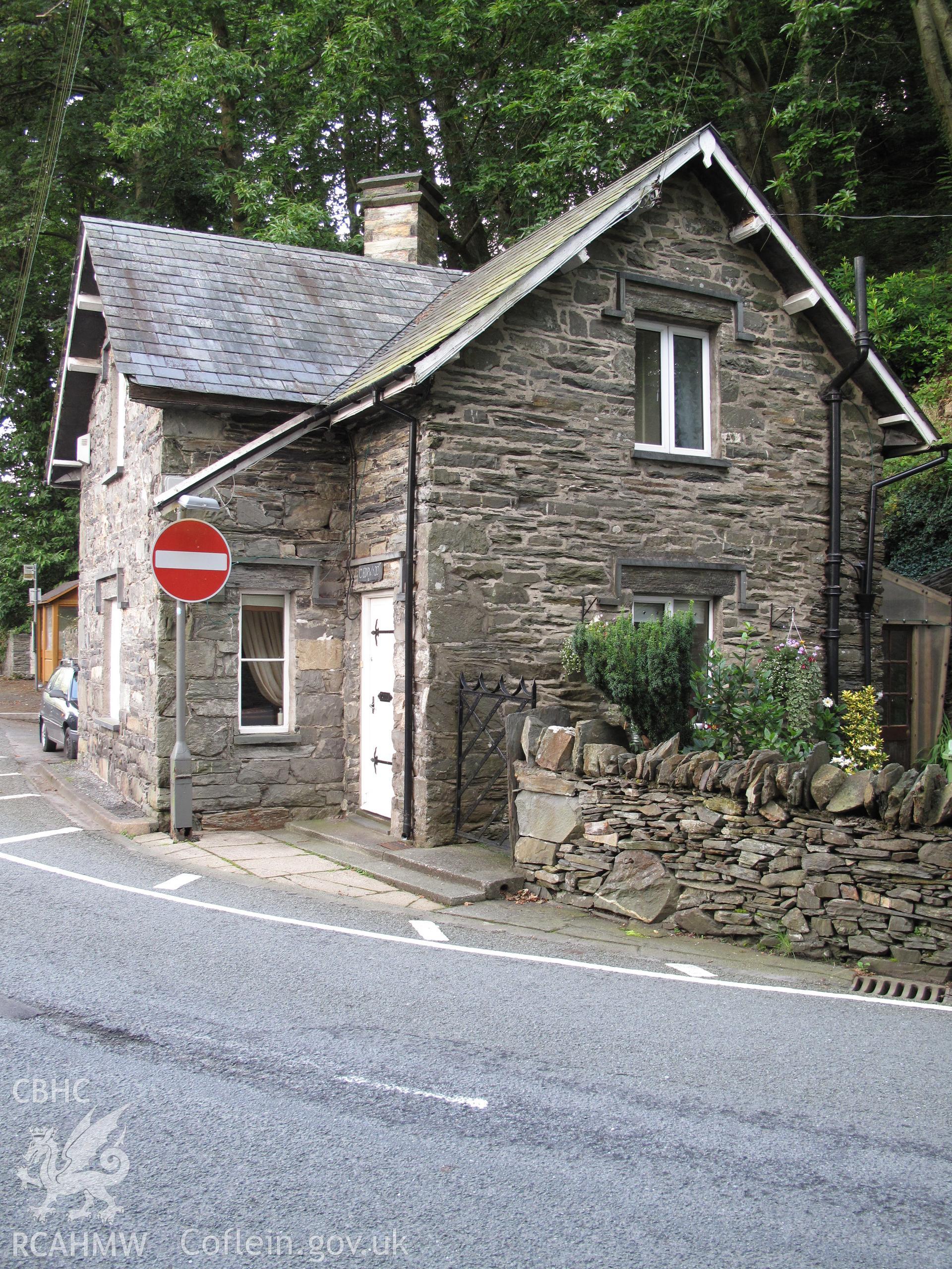 View of Tollgate Cottage, Maentwrog, from the southwest, taken by Brian Malaws on 05 August 2009.