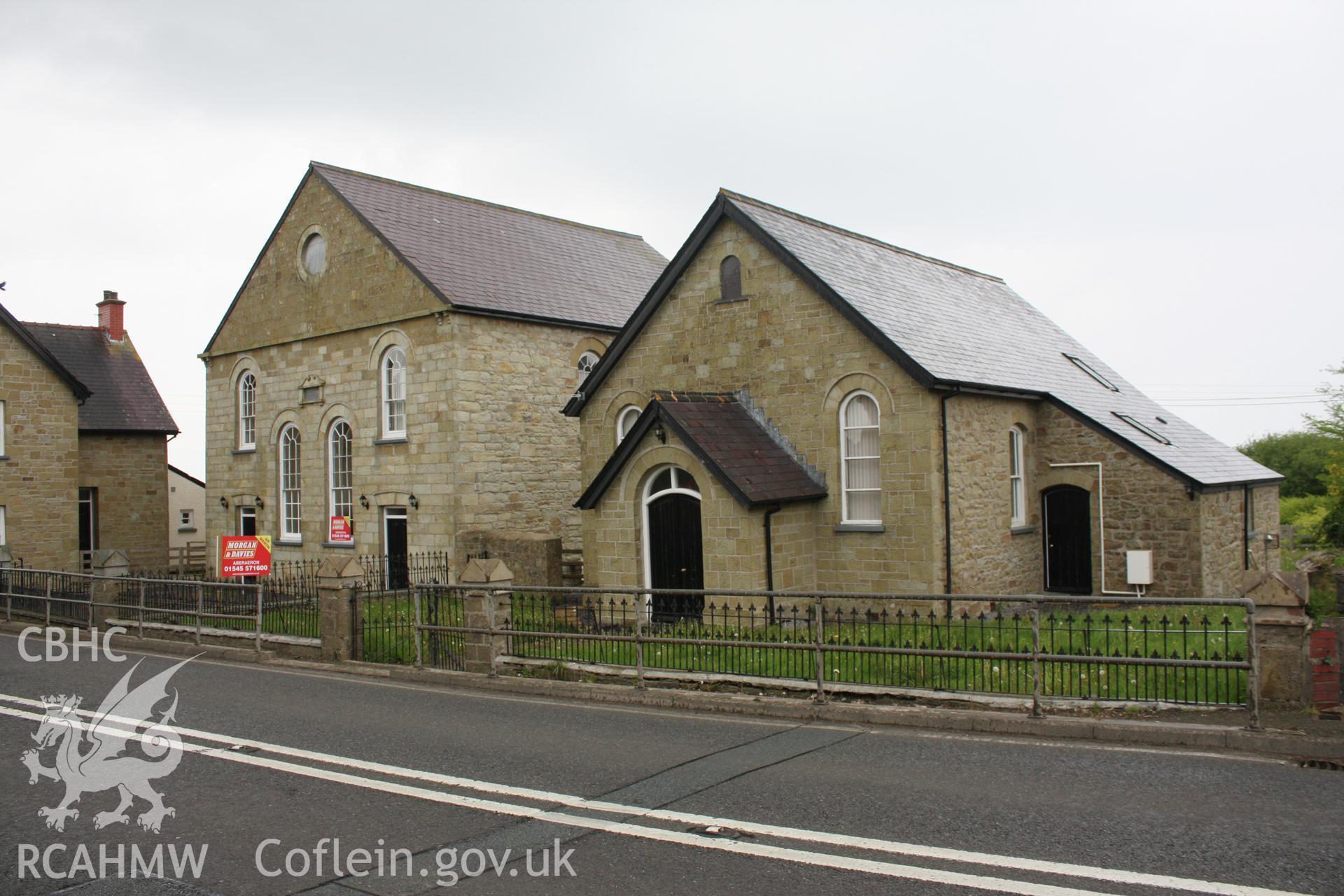 Tan-y-Groes chapel and vestry from the north-east.