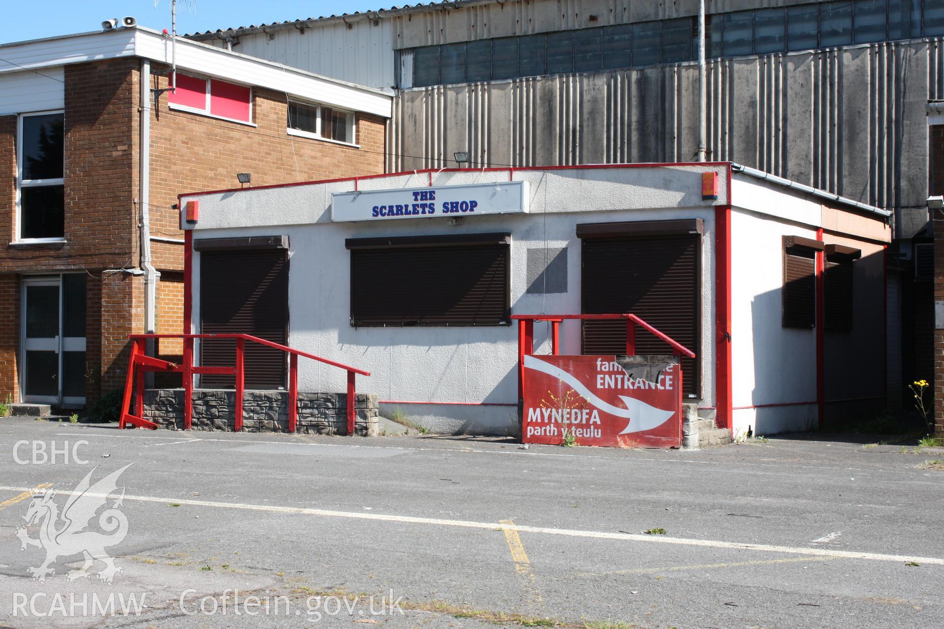 The Scarlet's Shop behind the Grand (South) Stand