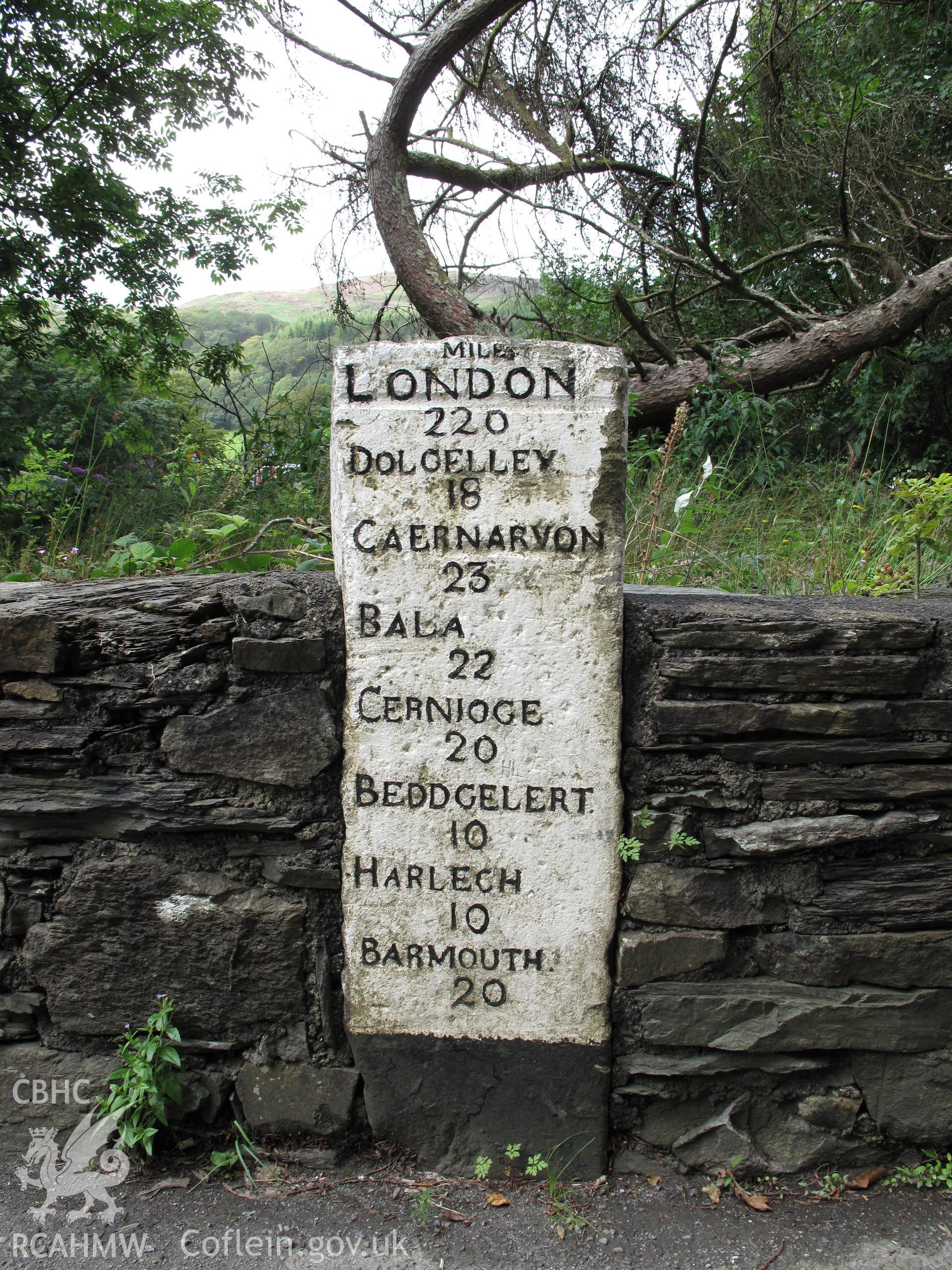 Pont Maentwrog Milestone from the southeast, taken by Brian Malaws on 05 August 2009.