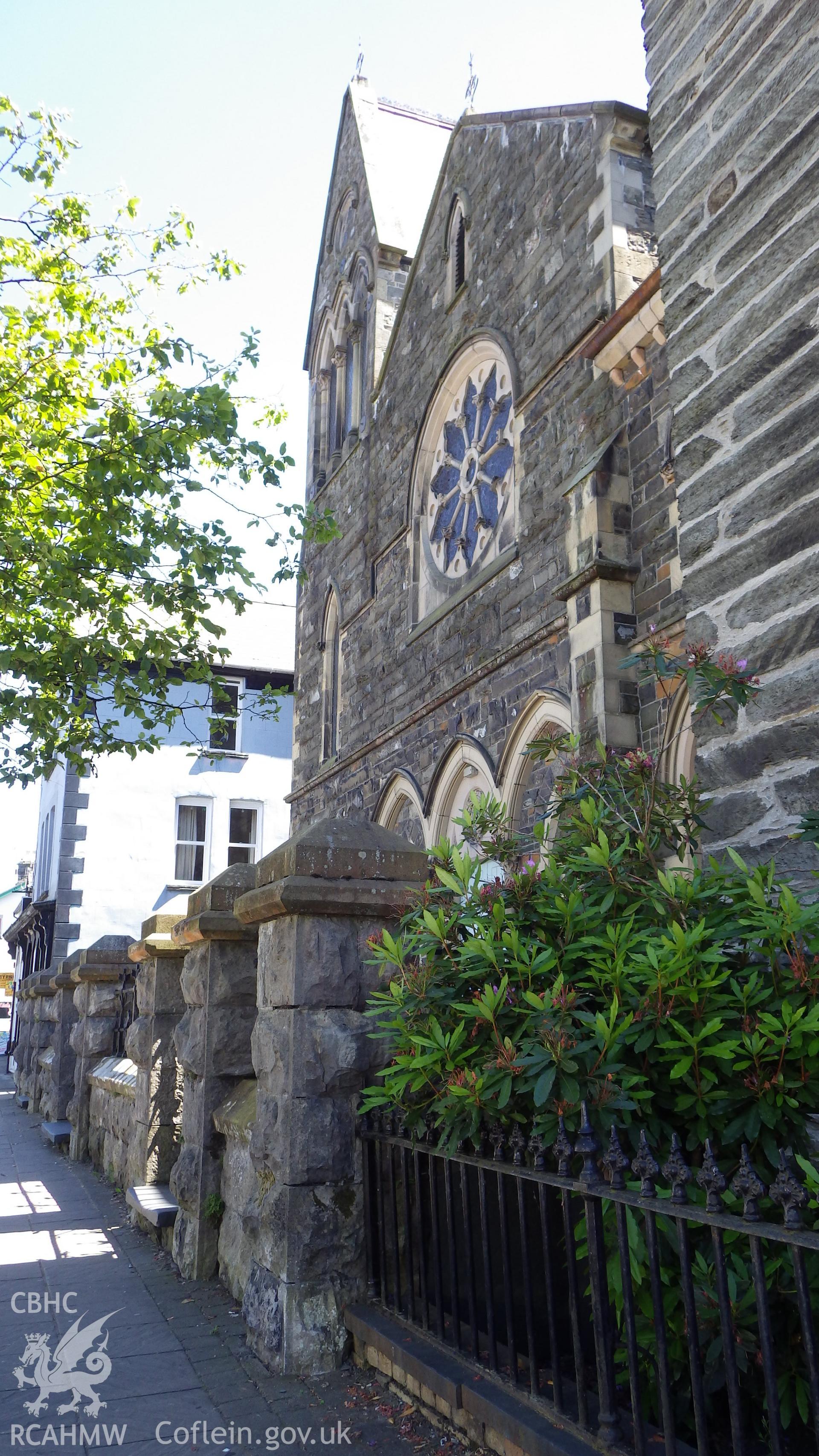 Exterior views of Maengwyn Chapel, Machynlleth