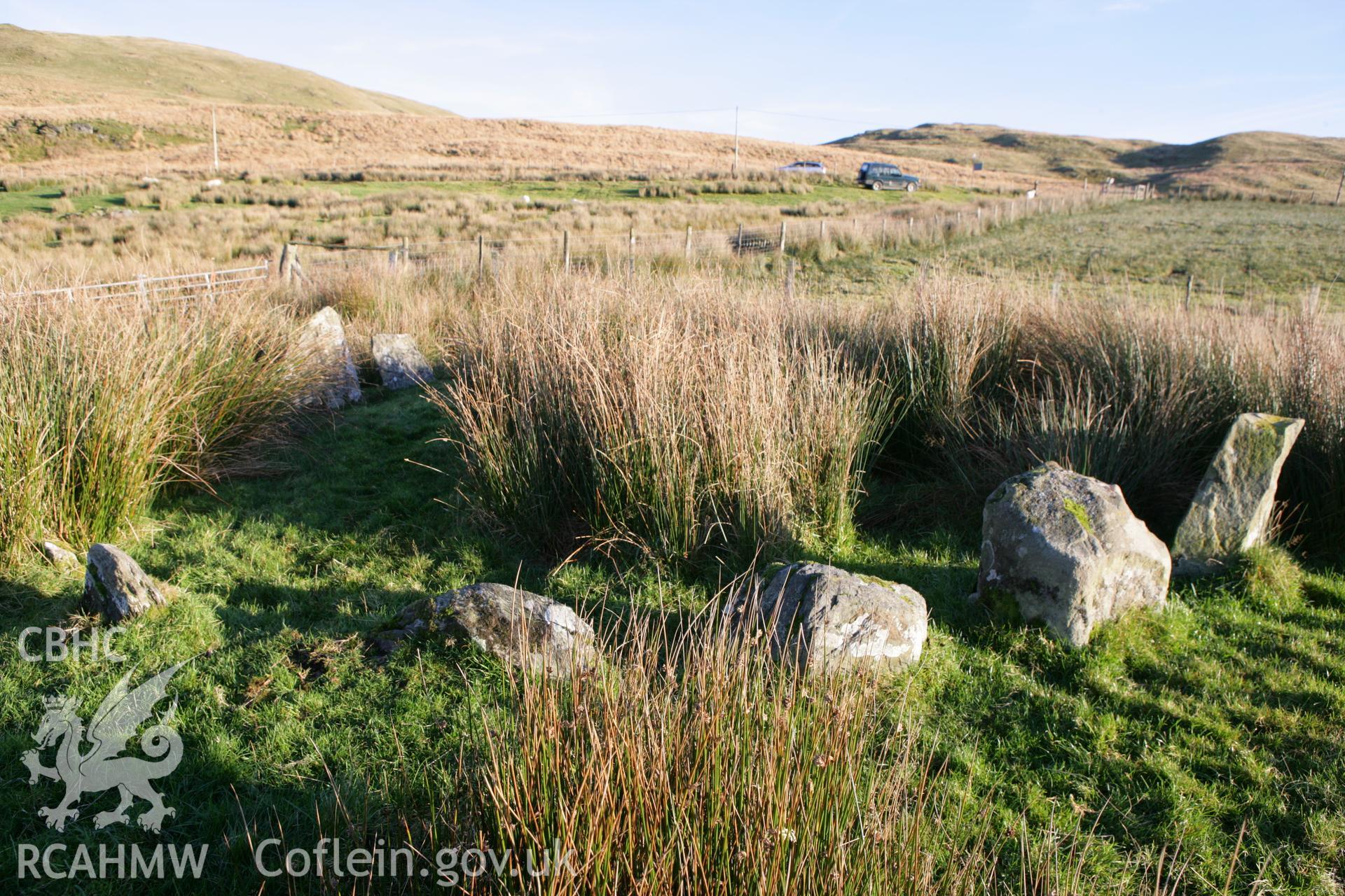 Hirnant kerbed cairn, winter photo survey