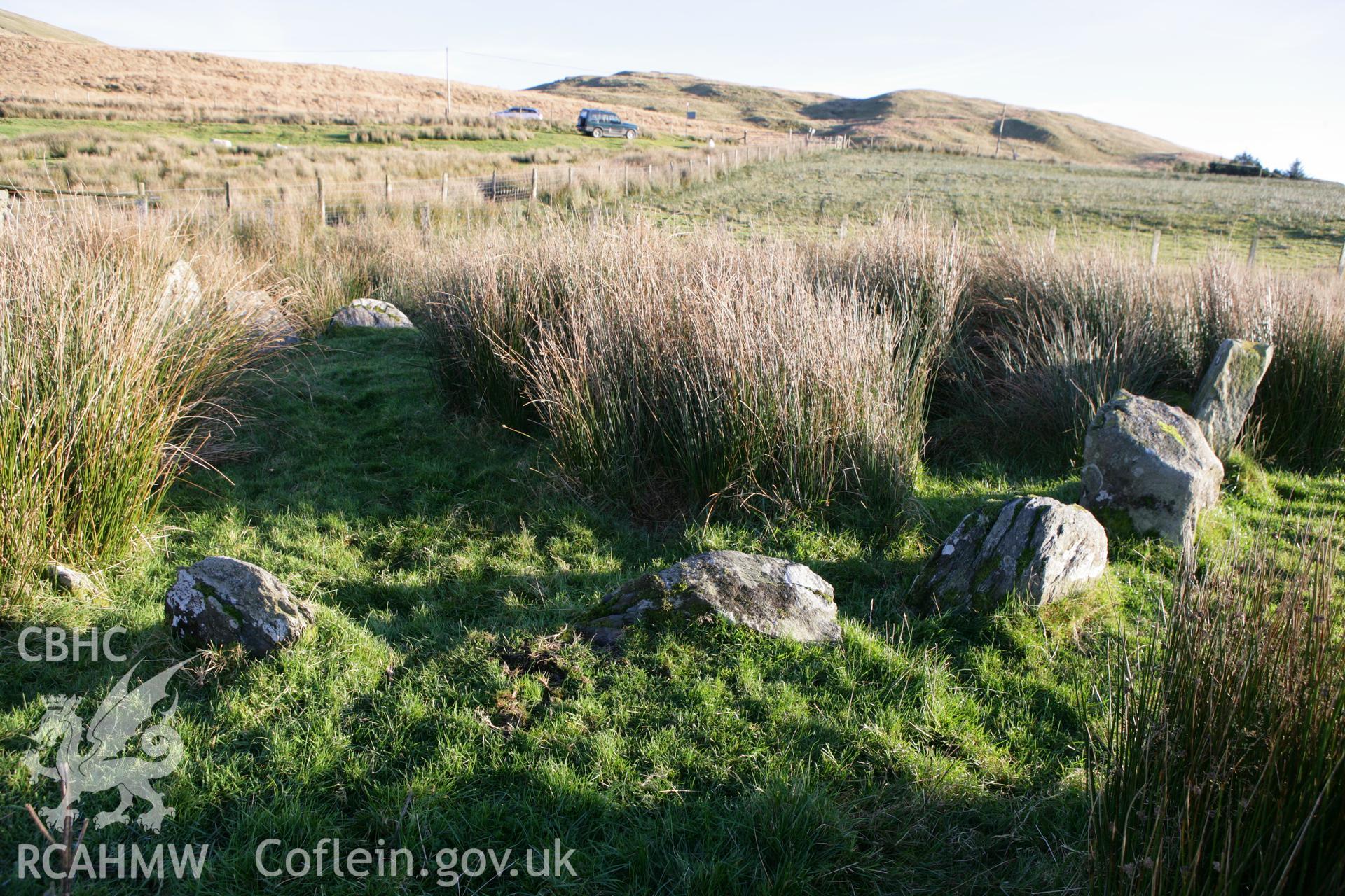 Hirnant kerbed cairn, winter photo survey