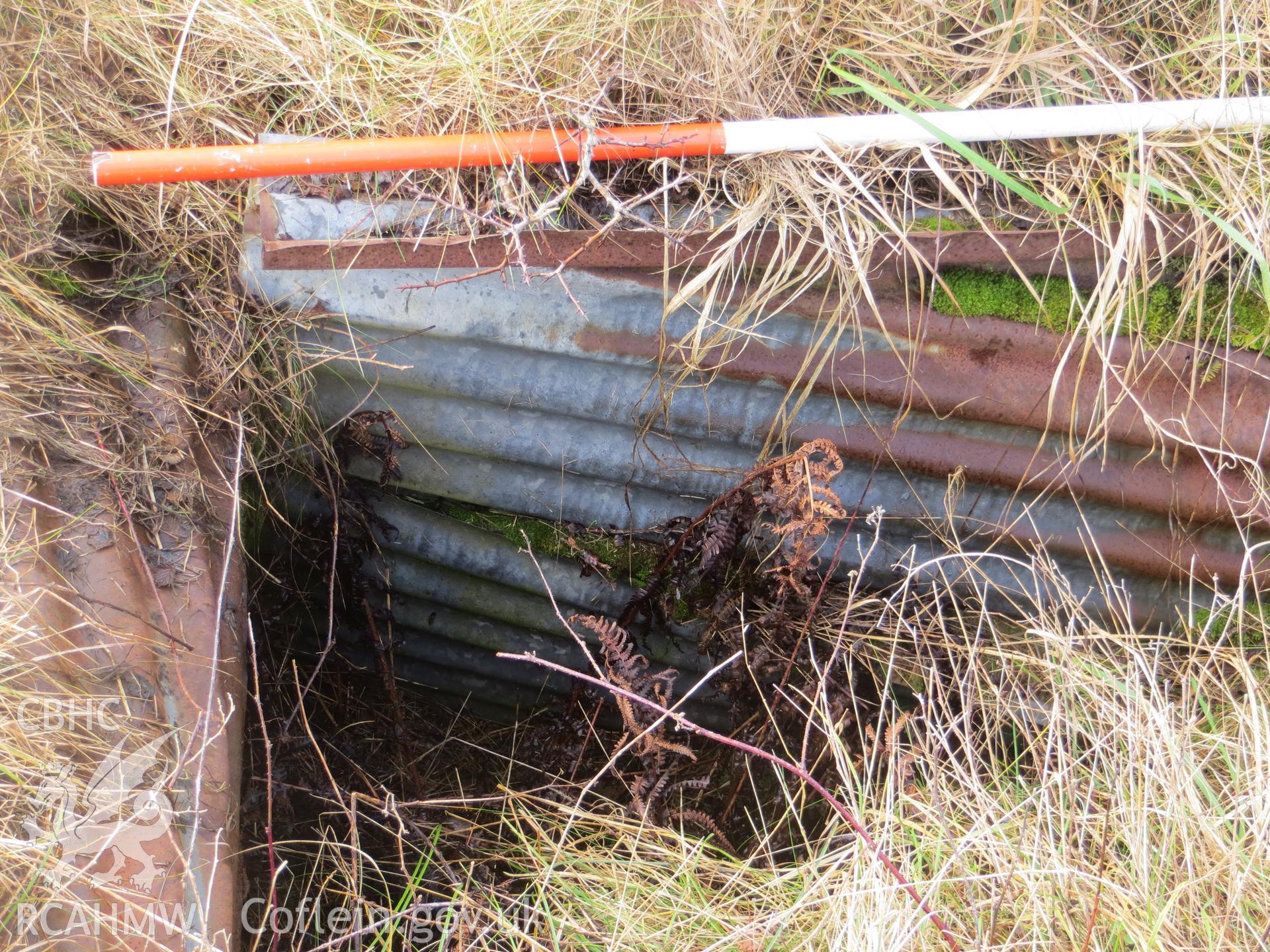 Detail of slit trench; 1m scale.