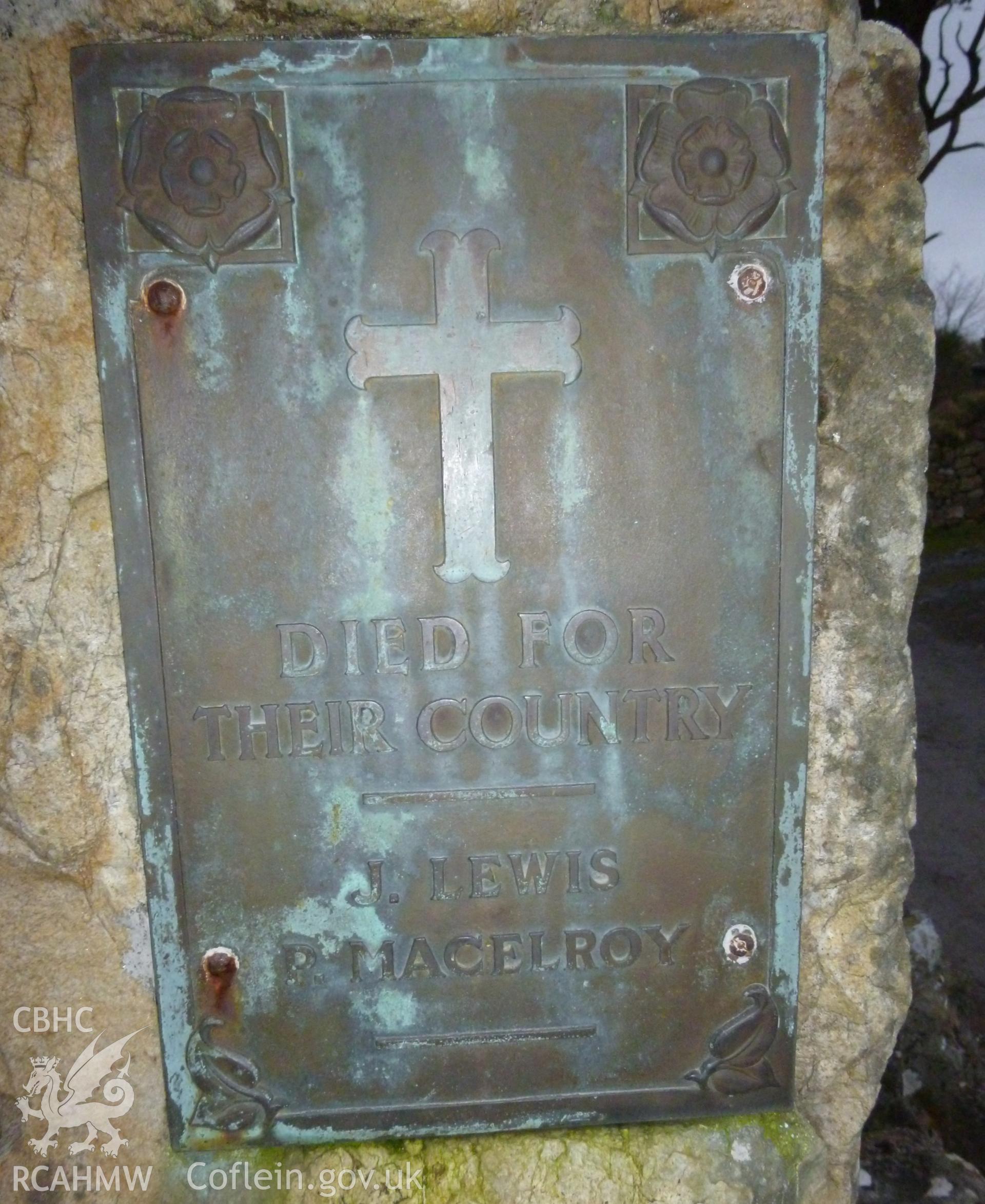 Plaque on western upright