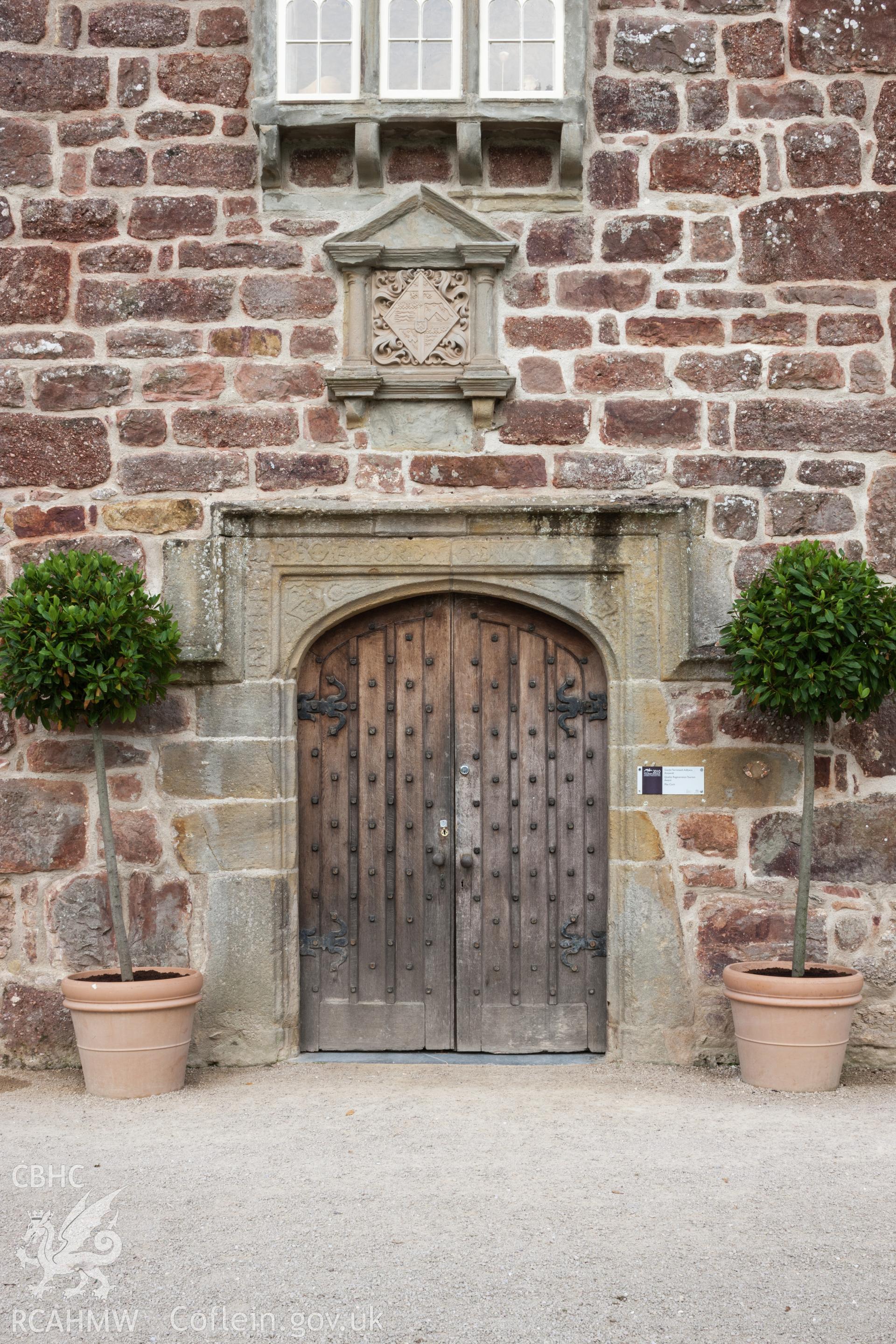 General view of entrance doorway