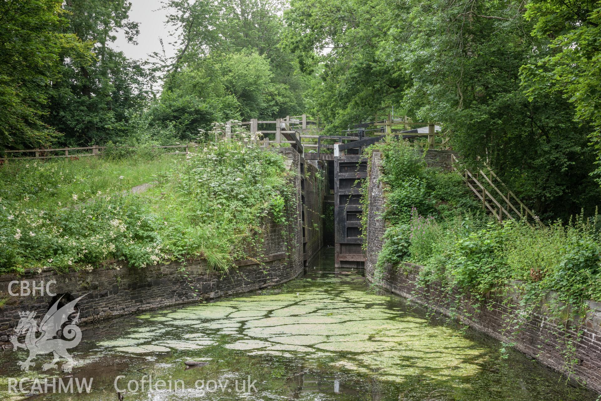 Derelict lock at the limit of the current operational waterway