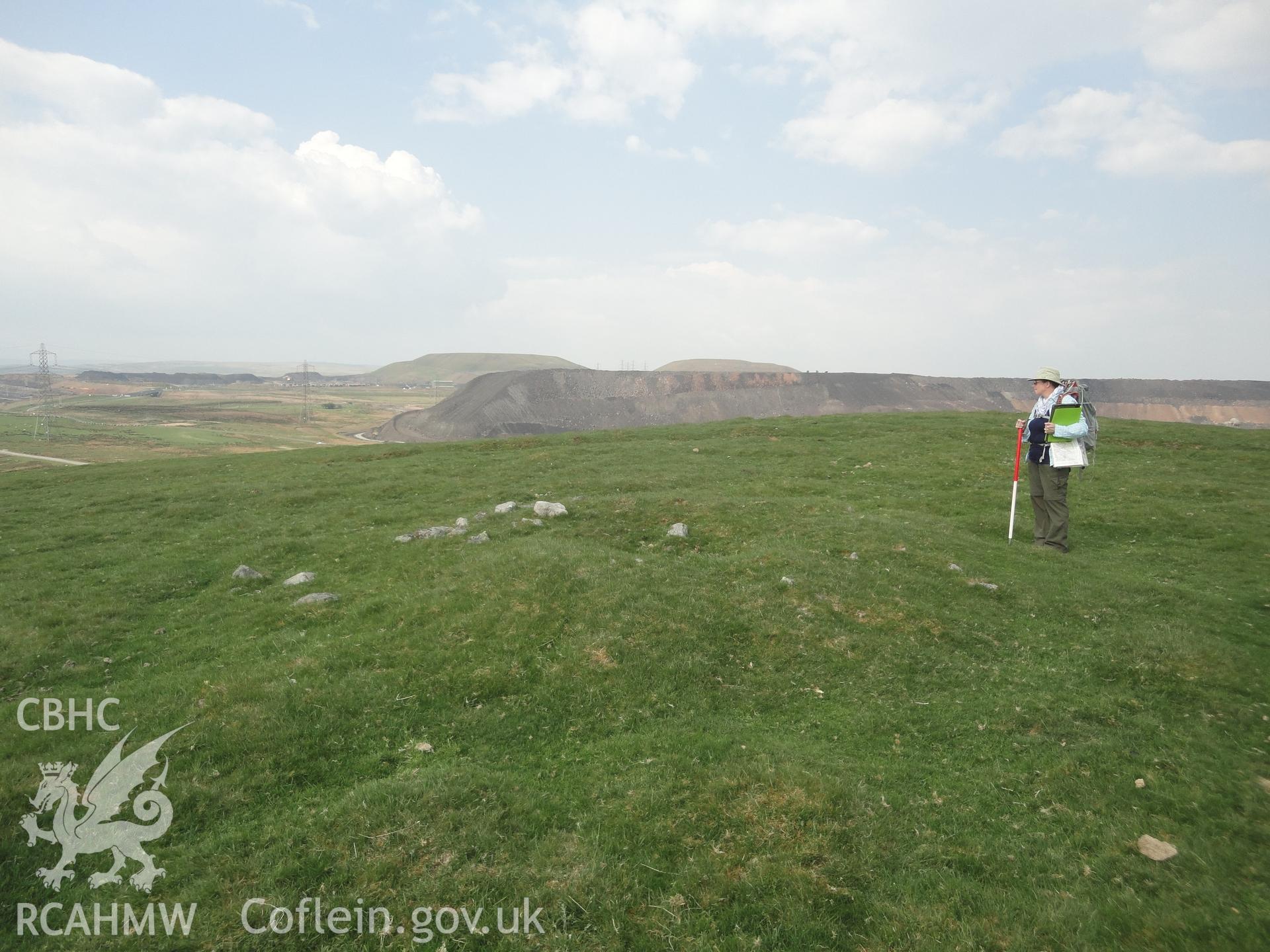 Grass-covered cairn on Merthyr Common, looking northeast.