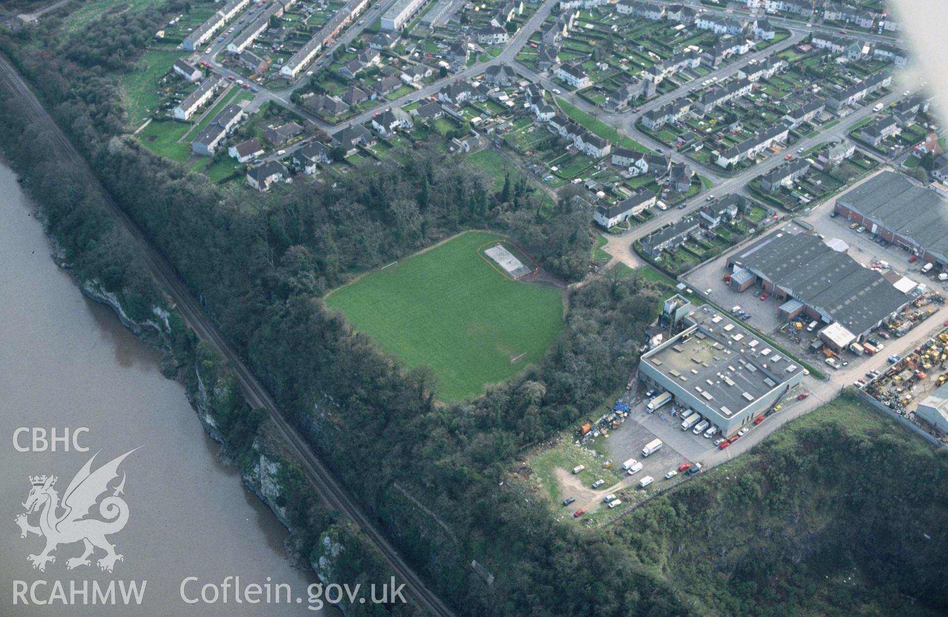 RCAHMW colour slide oblique aerial photograph of Bulwarks Camp, Chepstow, taken by C.R. Musson, 24/03/94