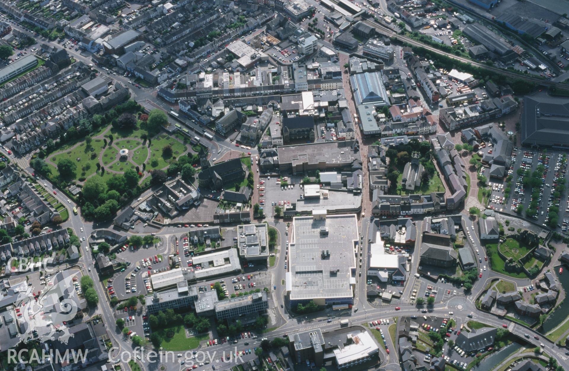 Slide of RCAHMW colour oblique aerial photograph of Neath, taken by T.G. Driver, 22/5/2000.