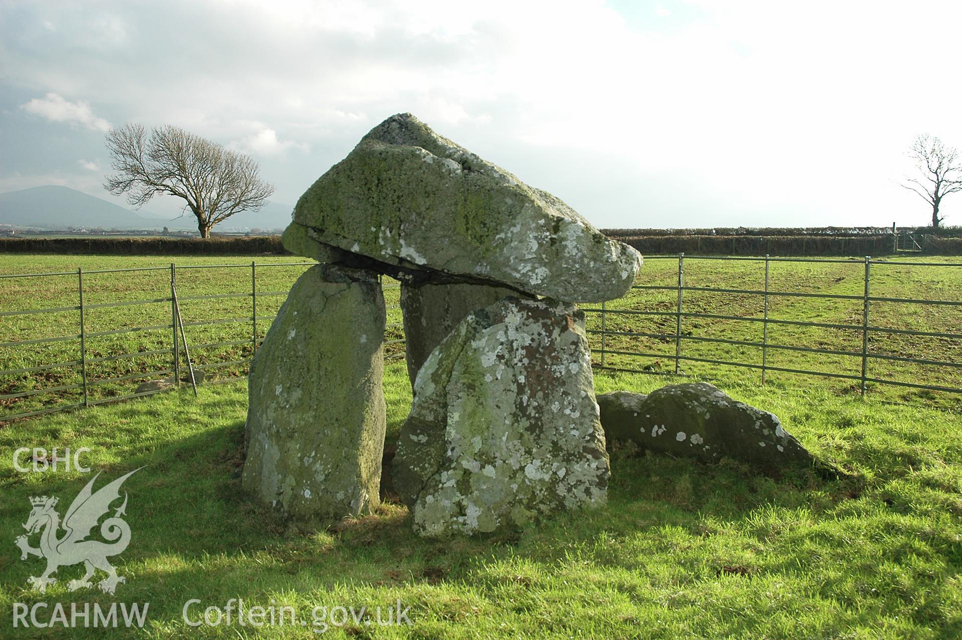 Bodowyr Burial Chamber from north-west.