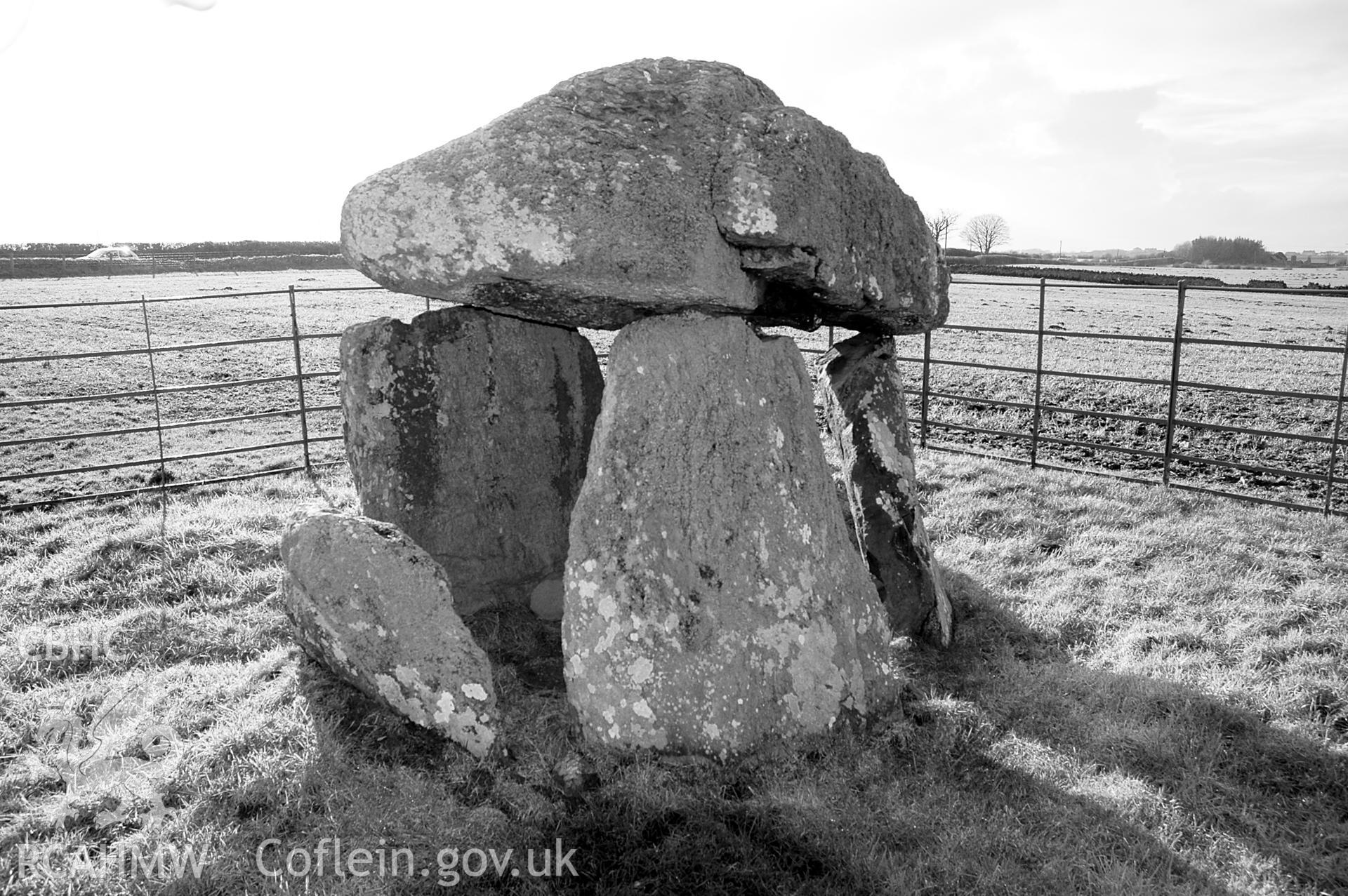 Bodowyr Burial Chamber from the east.