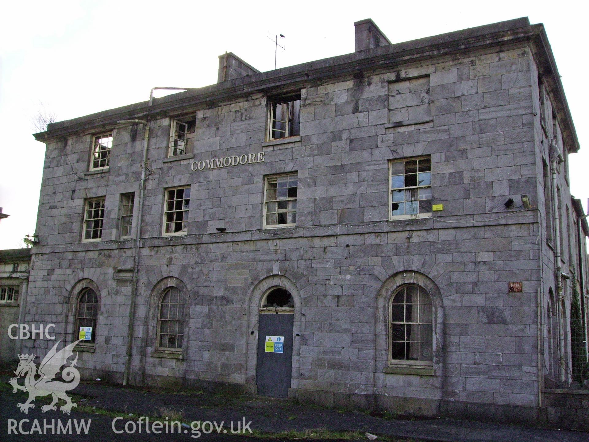 Digital photograph of Port Hotel, Pembroke Dock.