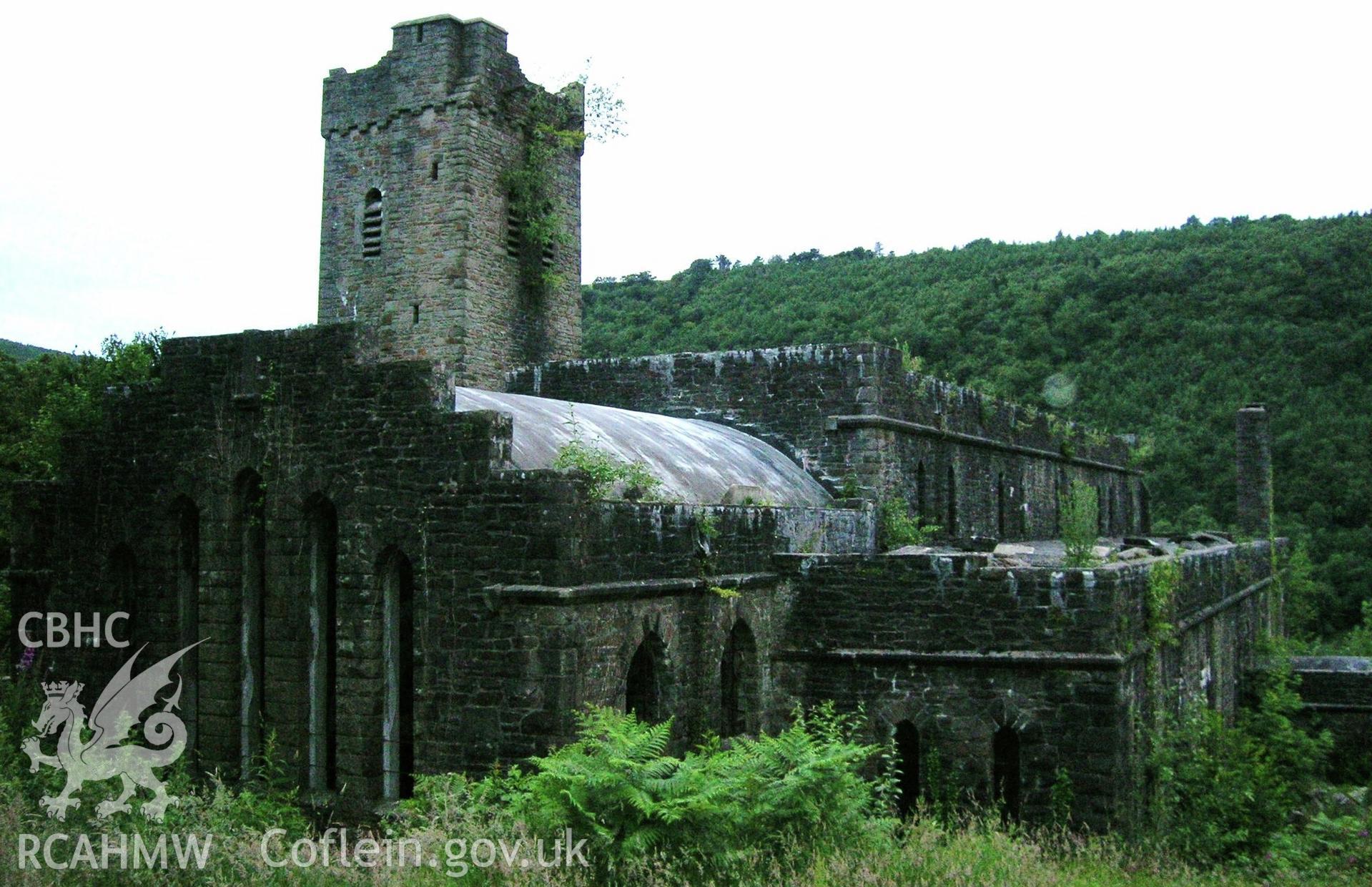 Digital photograph of St. Luke's Church, Abercarn.