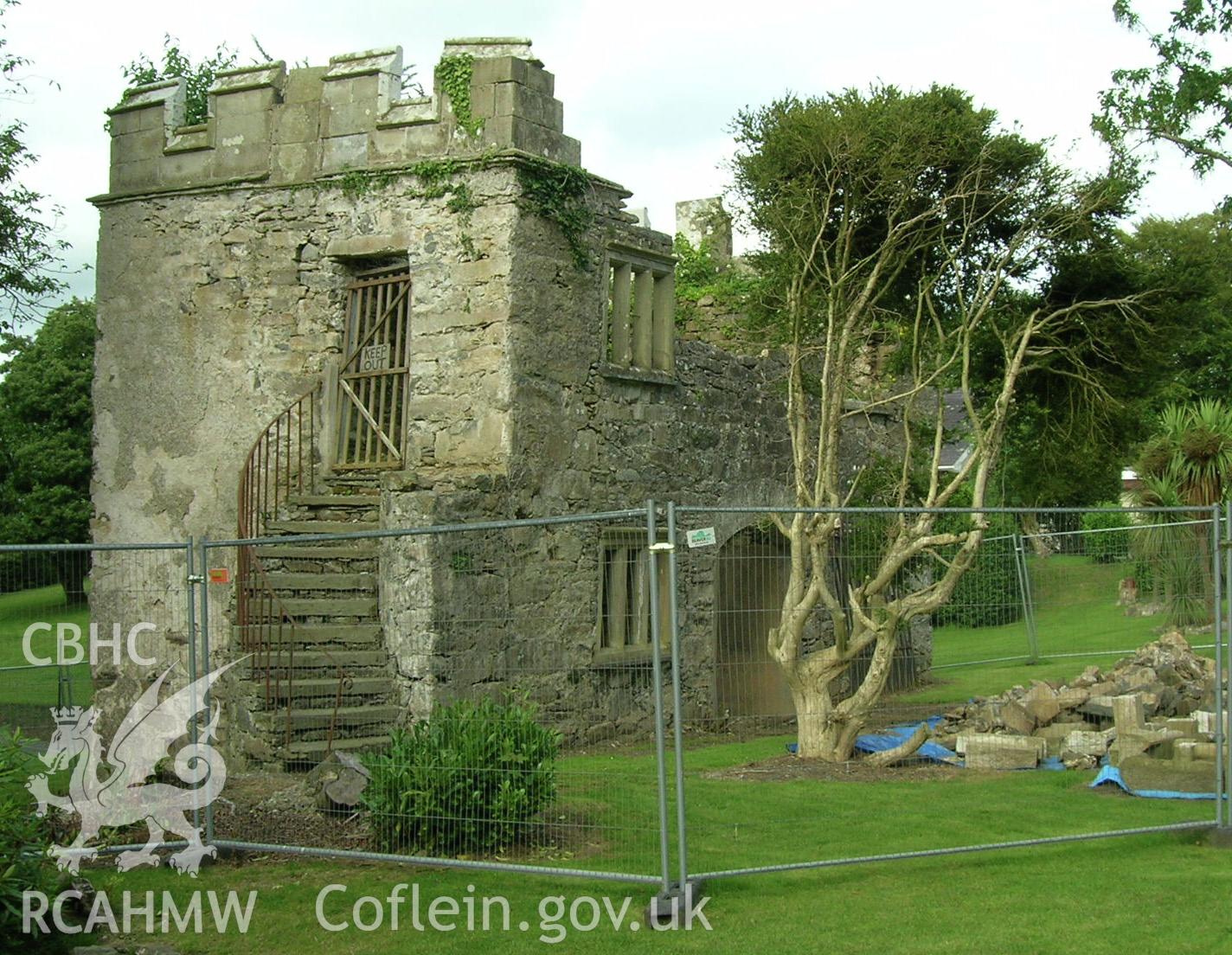 Digital photograph of Madryn Castle gatehouse.