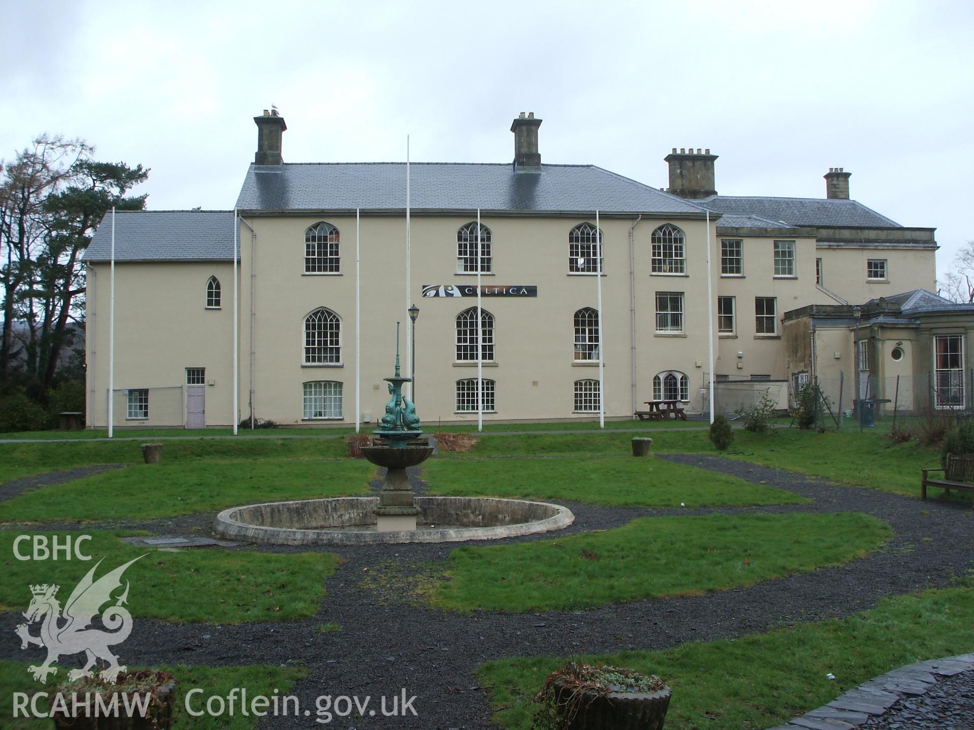 Digital photograph of Plas Machynlleth.