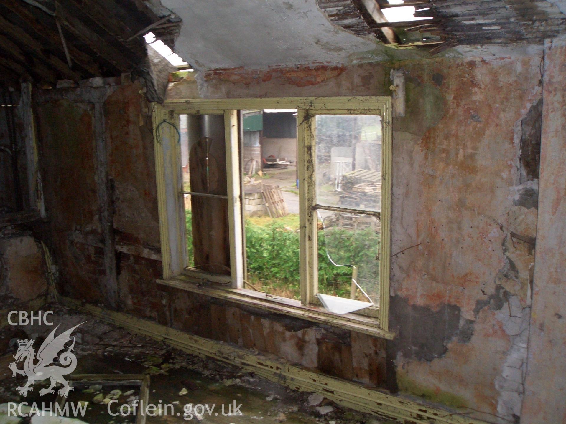 Digital colour photograph of the interior of the Chapel House Farm House, Light Oak Hall.