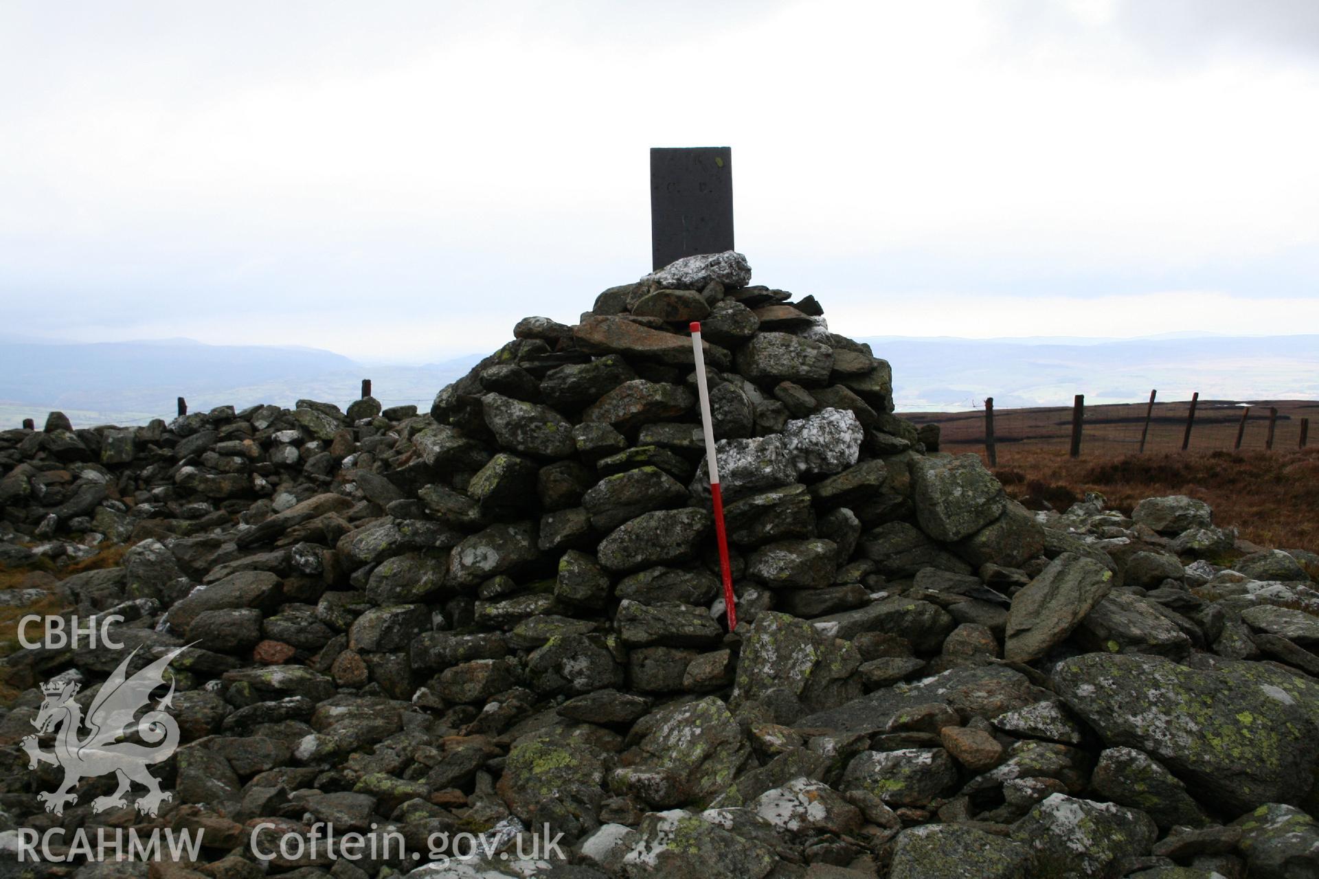 Digital Colour photograph of Carnedd y Filiast cairn taken on 15/01/2009 by P.J. Schofield during the Arenig Fach Upland Survey undertaken by Oxford Archaeology North.