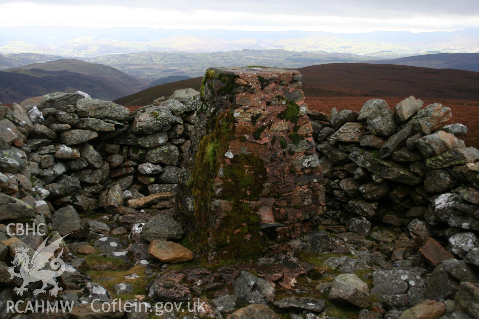 Digital Colour photograph of Carnedd y Filiast cairn taken on 15/01/2009 by P.J. Schofield during the Arenig Fach Upland Survey undertaken by Oxford Archaeology North.