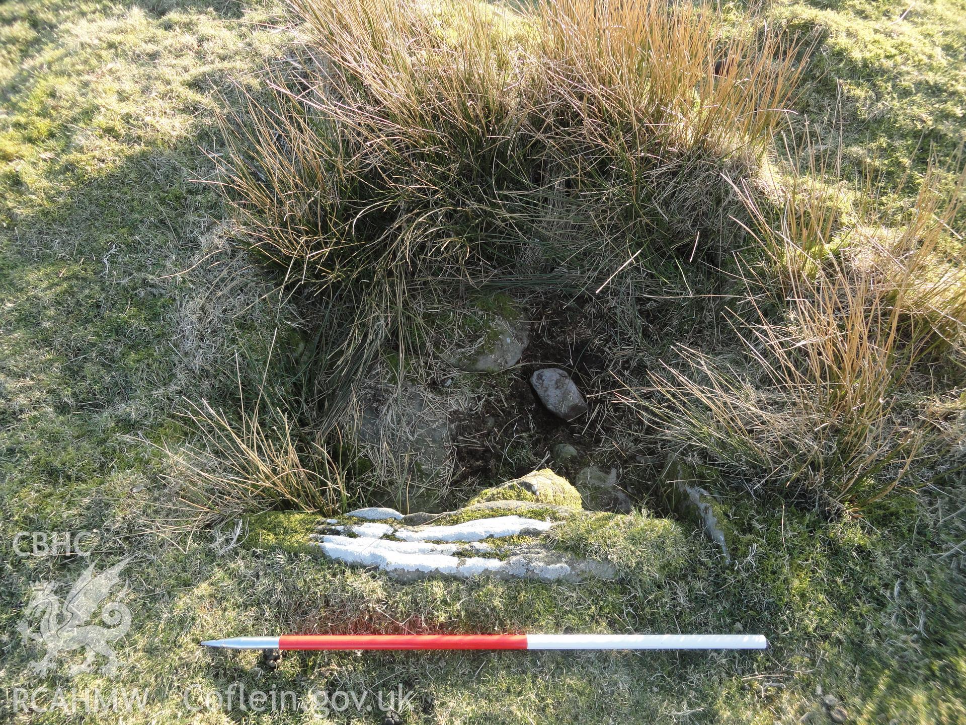 Round Barrow, detail of cist, looking southwest