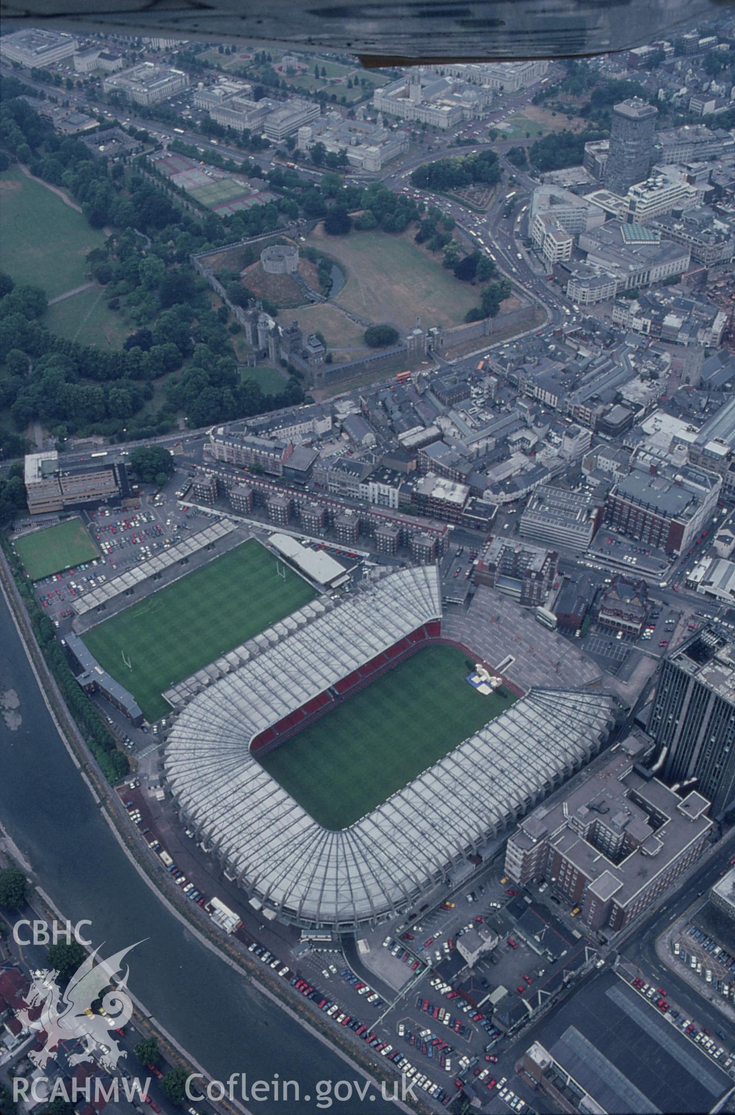 RCAHMW colour slide oblique aerial photograph of Cardiff Castle Roman Fort, taken on 02/07/1992 by CR Musson