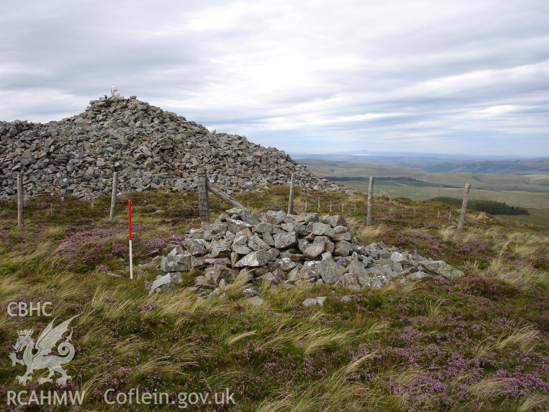 Digital colour photograph of Carn Biga cairn V taken on 08/08/2006 by R.P. Sambrook during the Plynlimon Glaslyn South Upland survey undertaken by Trysor.