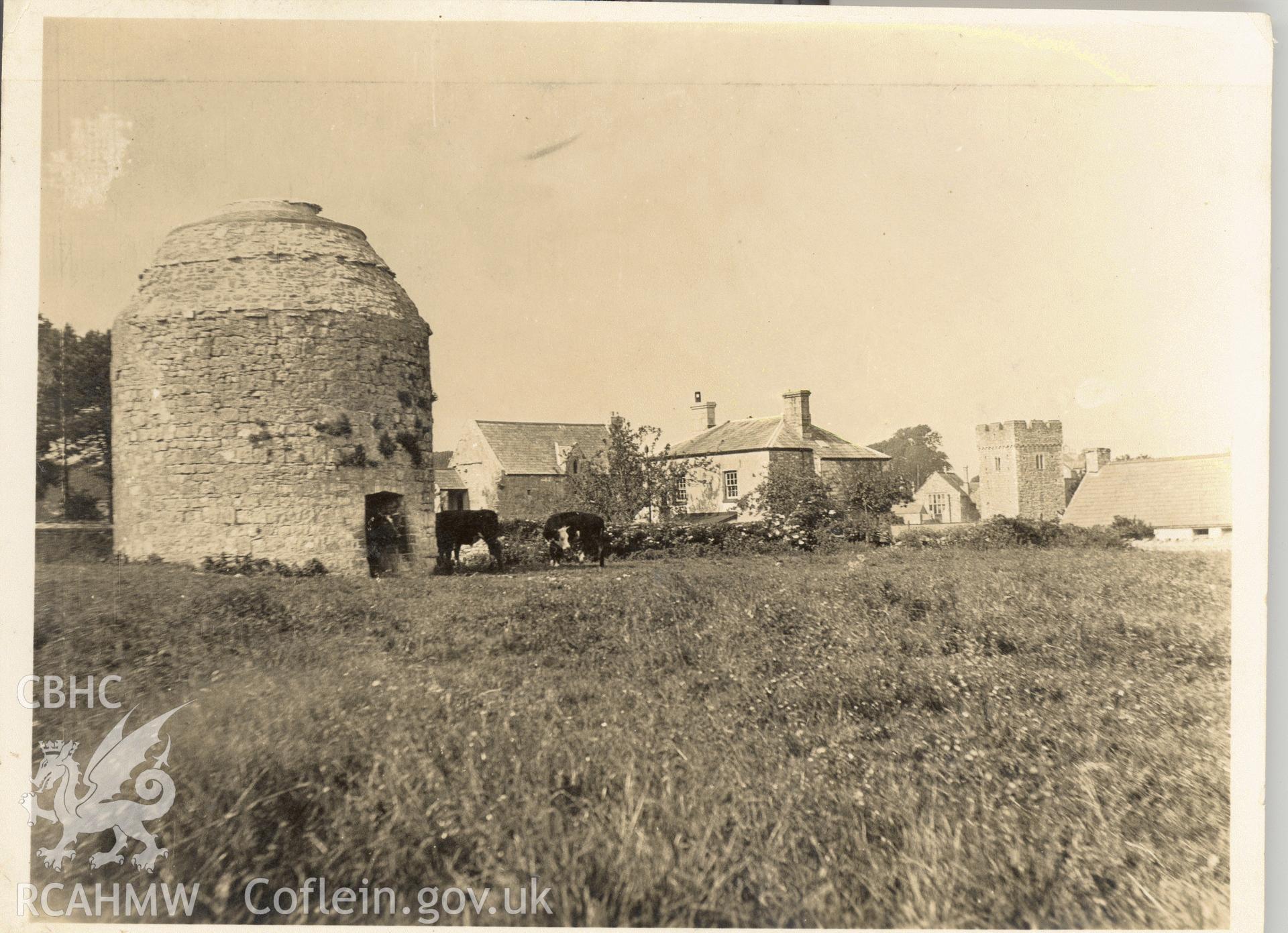Digitised postcard image of Llantwit Major Grange, Dovecot. Produced by Parks and Gardens Data Services, from an original item in the Peter Davis Collection at Parks and Gardens UK. We hold only web-resolution images of this collection, suitable for viewing on screen and for research purposes only. We do not hold the original images, or publication quality scans.