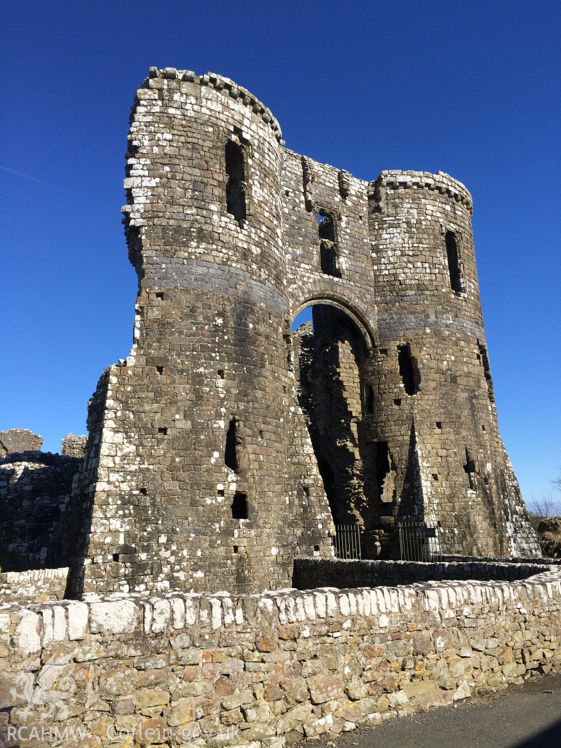 Colour photo showing the gatehouse of Llawhaden Castle, produced by Paul R. Davis, 10th March 2016.