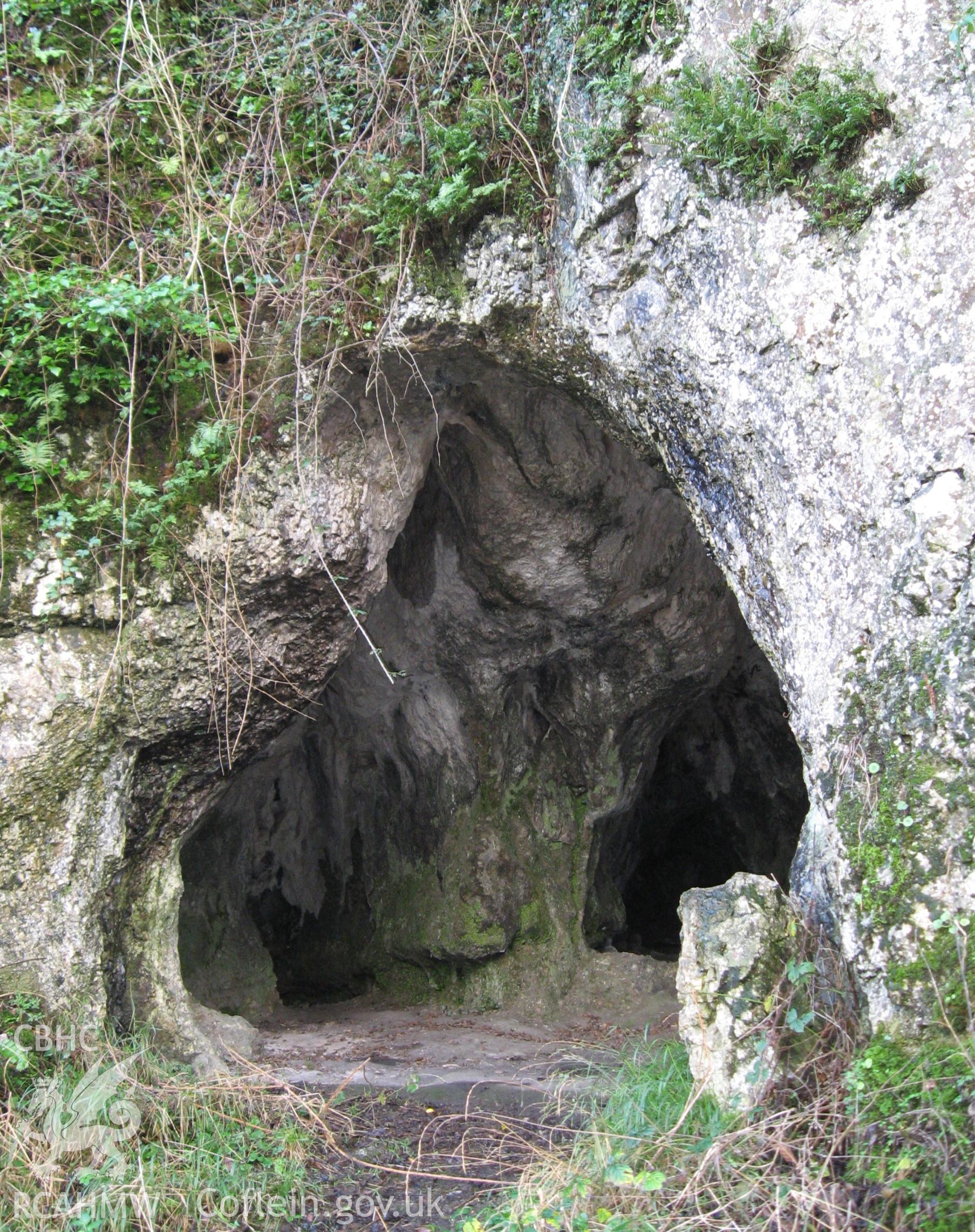 Colour photo showing Hoyles Mouth Cave, taken by Paul R. Davis and dated 1st January 1980.