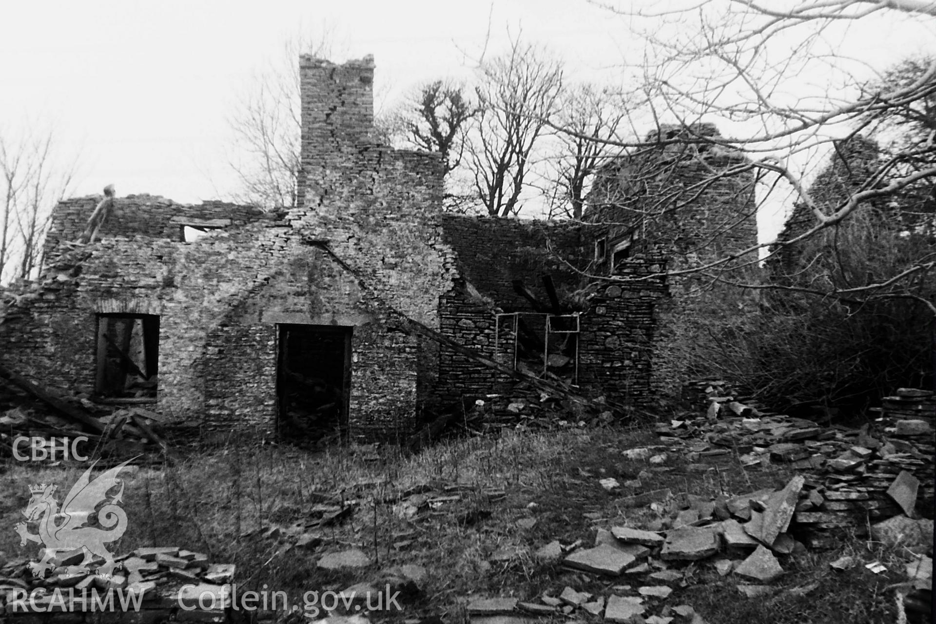 Black and white photo showing Castellau Uchaf, taken by Paul R. Davis, 1989.