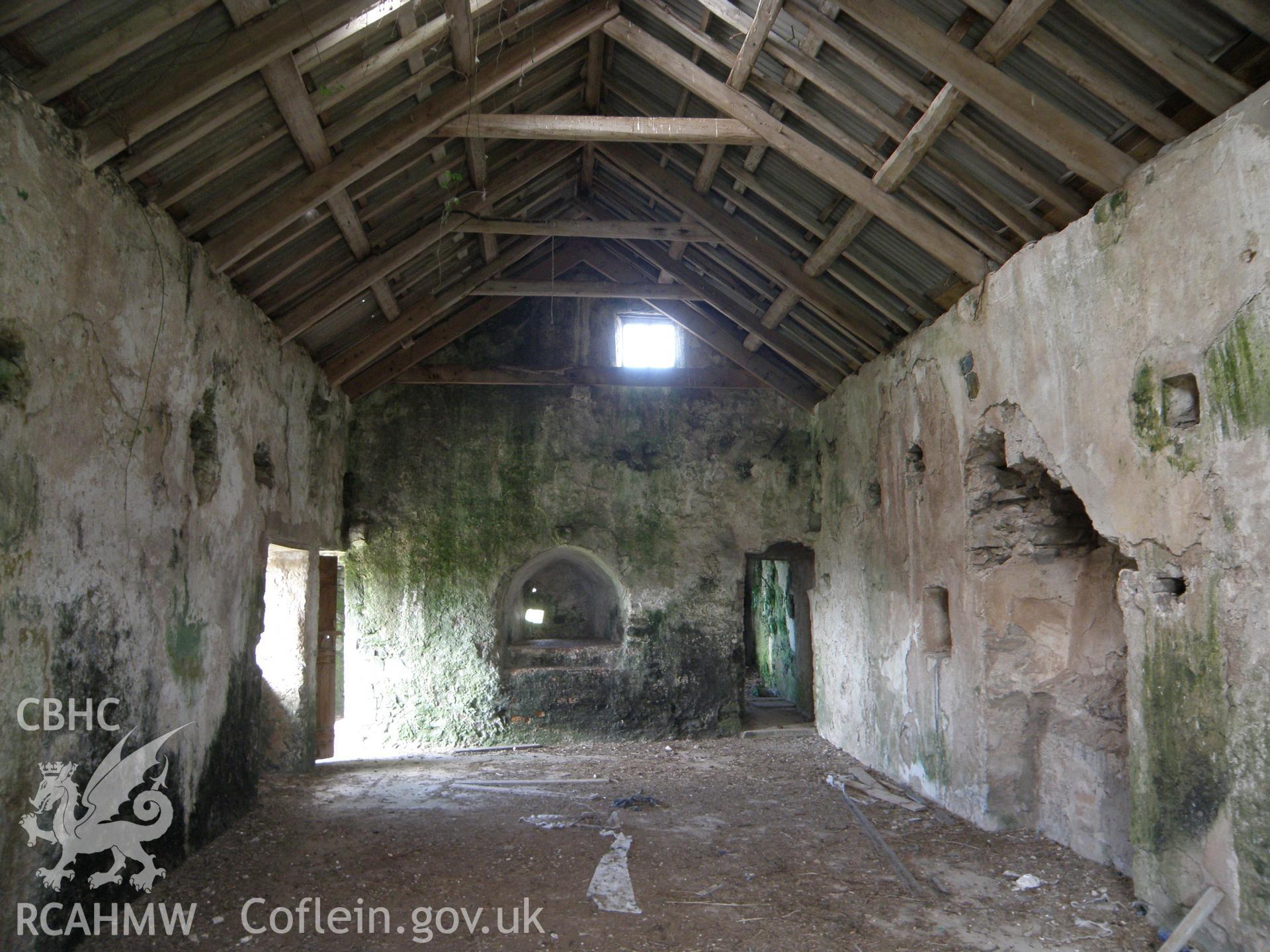 Colour photo of Eastington, taken by Paul R. Davis, 9th May 2010.