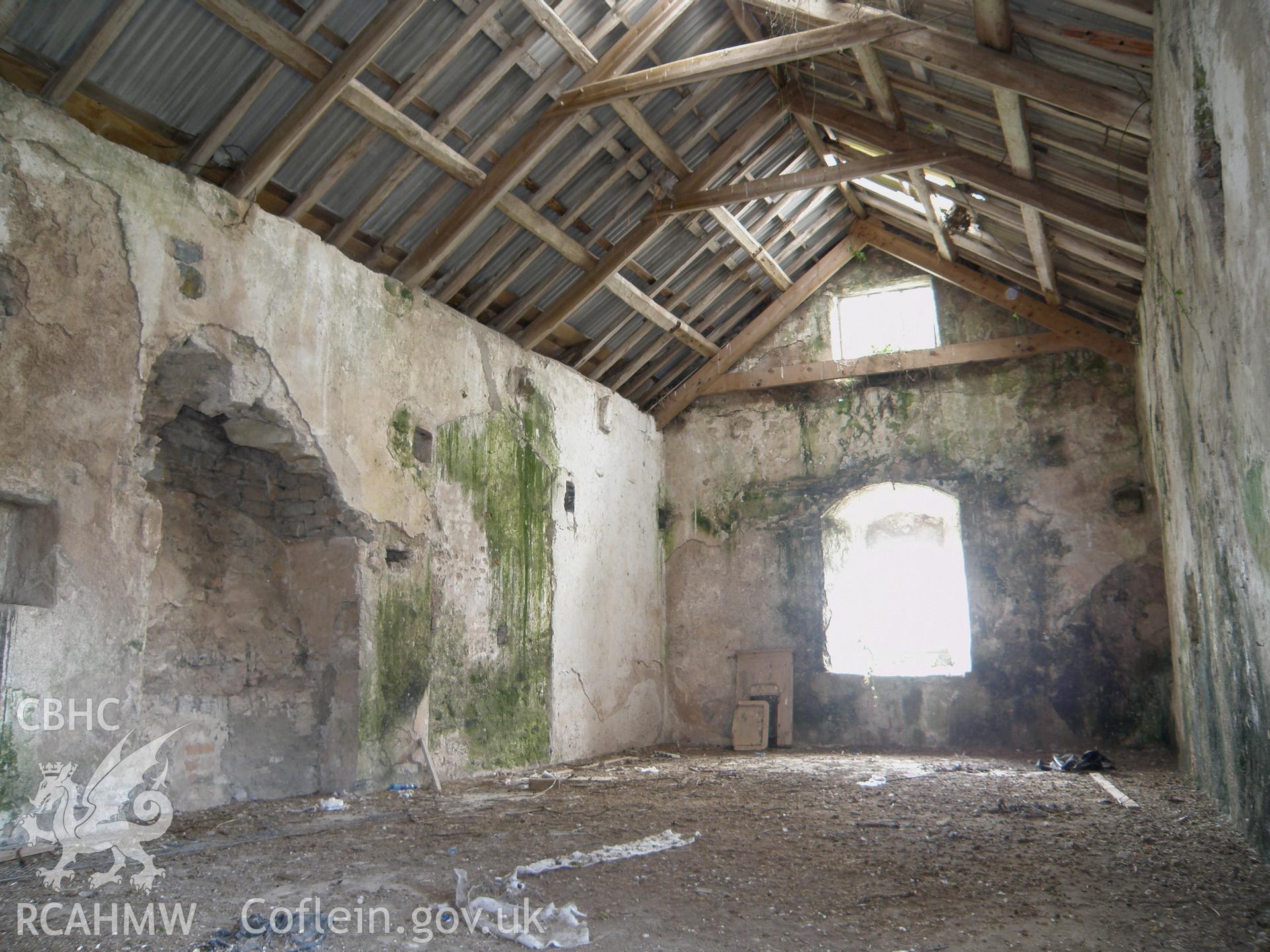 Colour photo of Eastington, taken by Paul R. Davis, 9th May 2010.